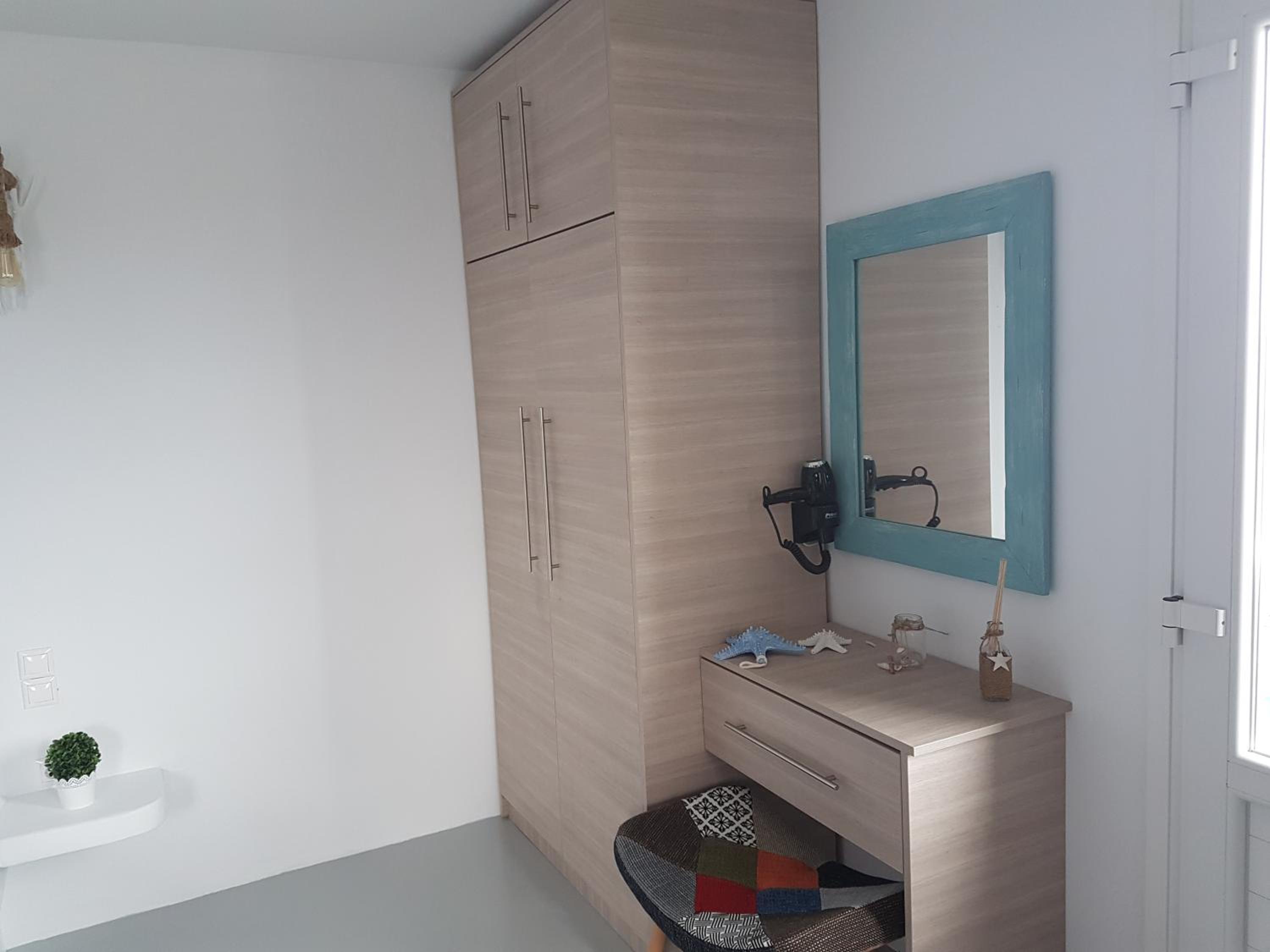 Studio Apartment with Sea View photo 2