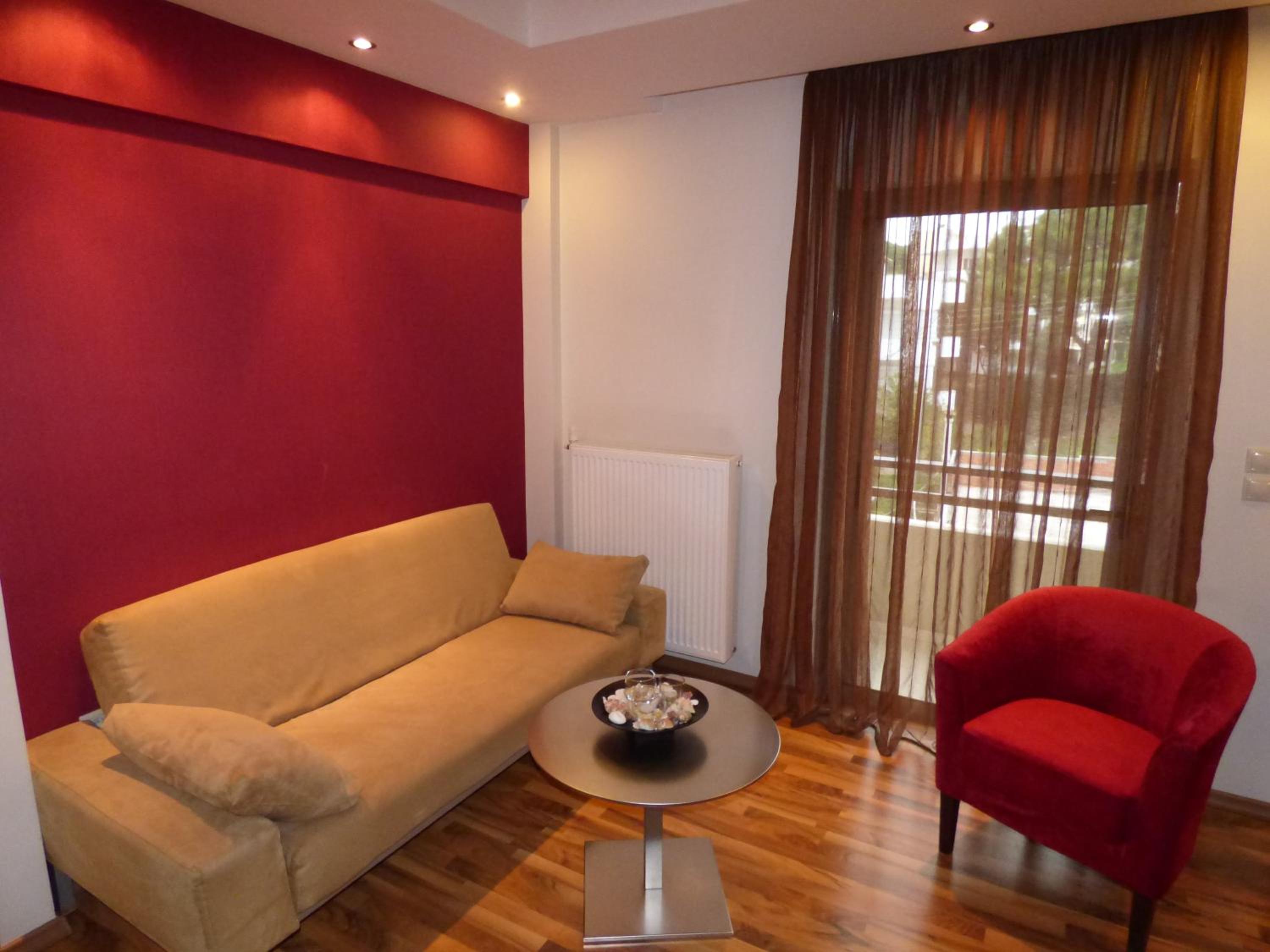 Family Room with Bath photo 3
