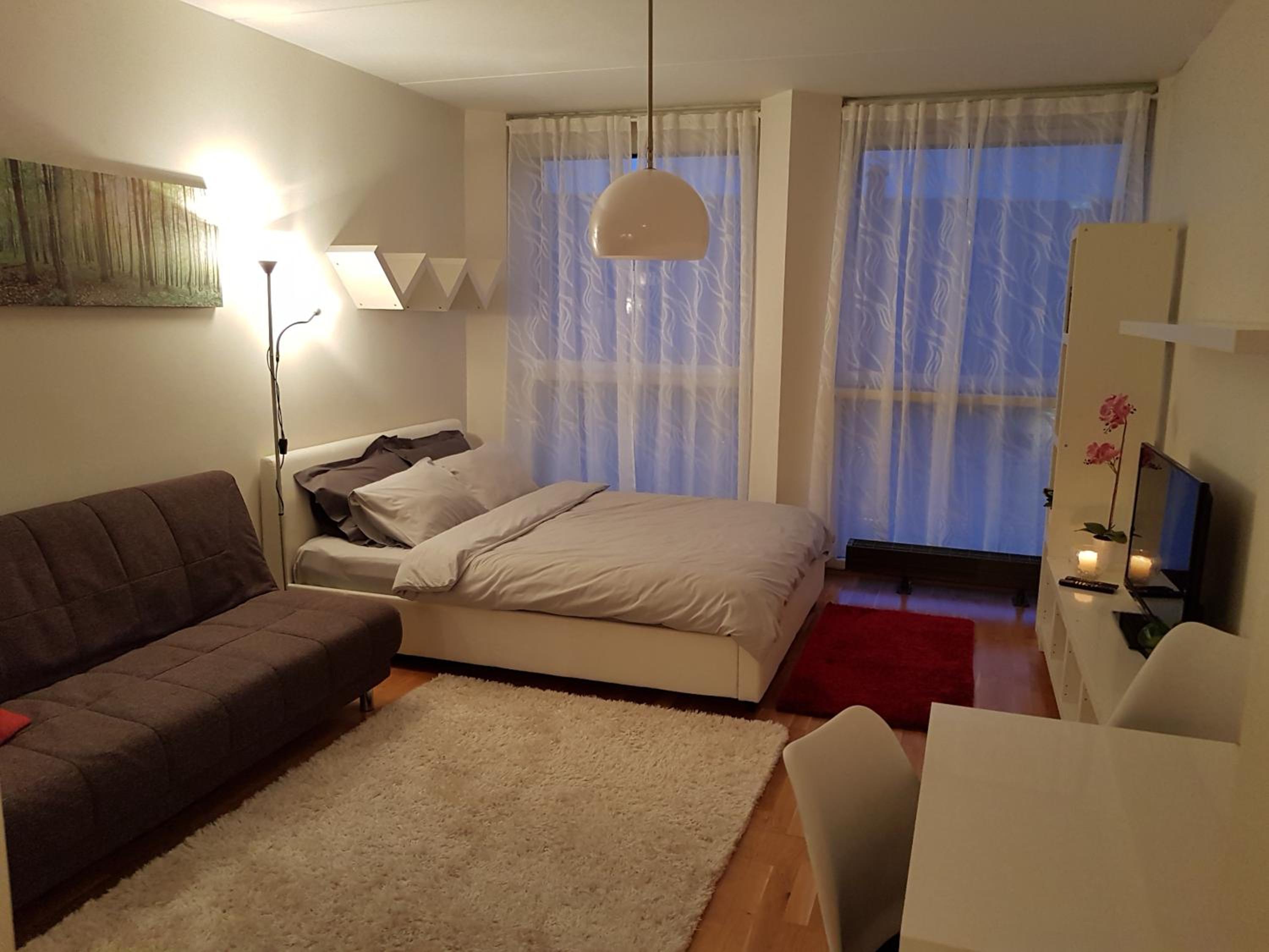 Studio Apartment - Photo 8