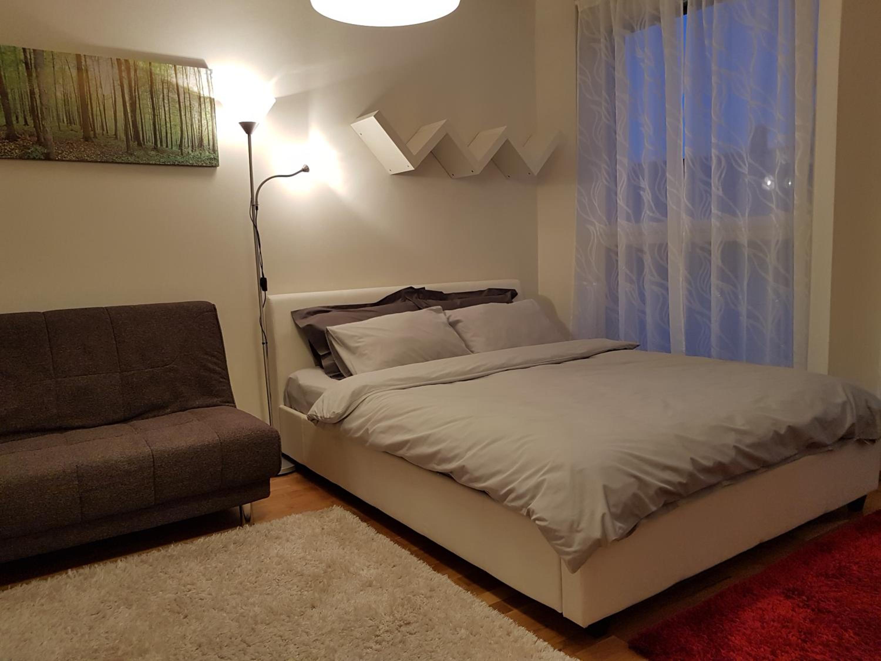 Studio Apartment - Photo 6