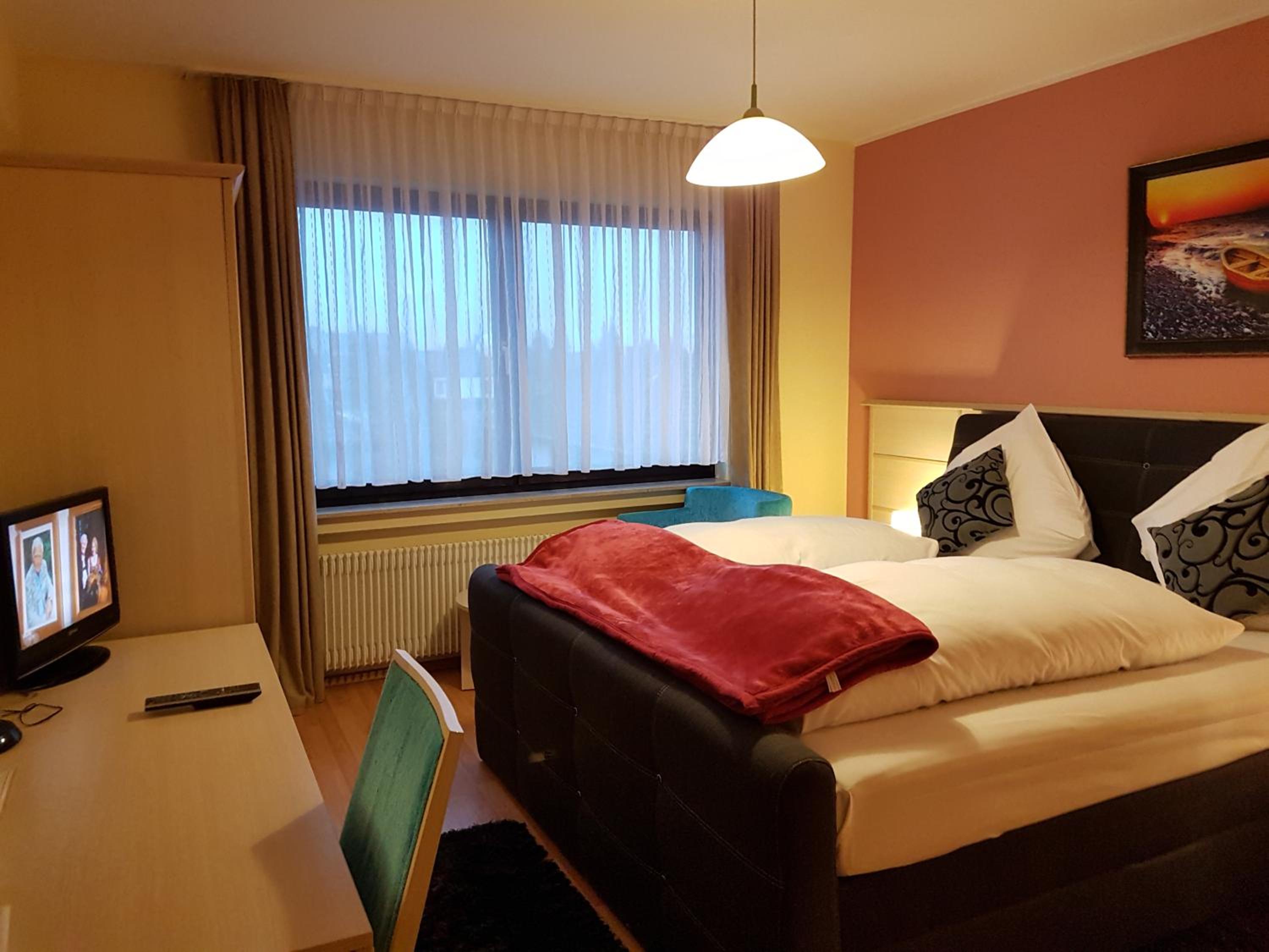 Standard Double Room photo 3