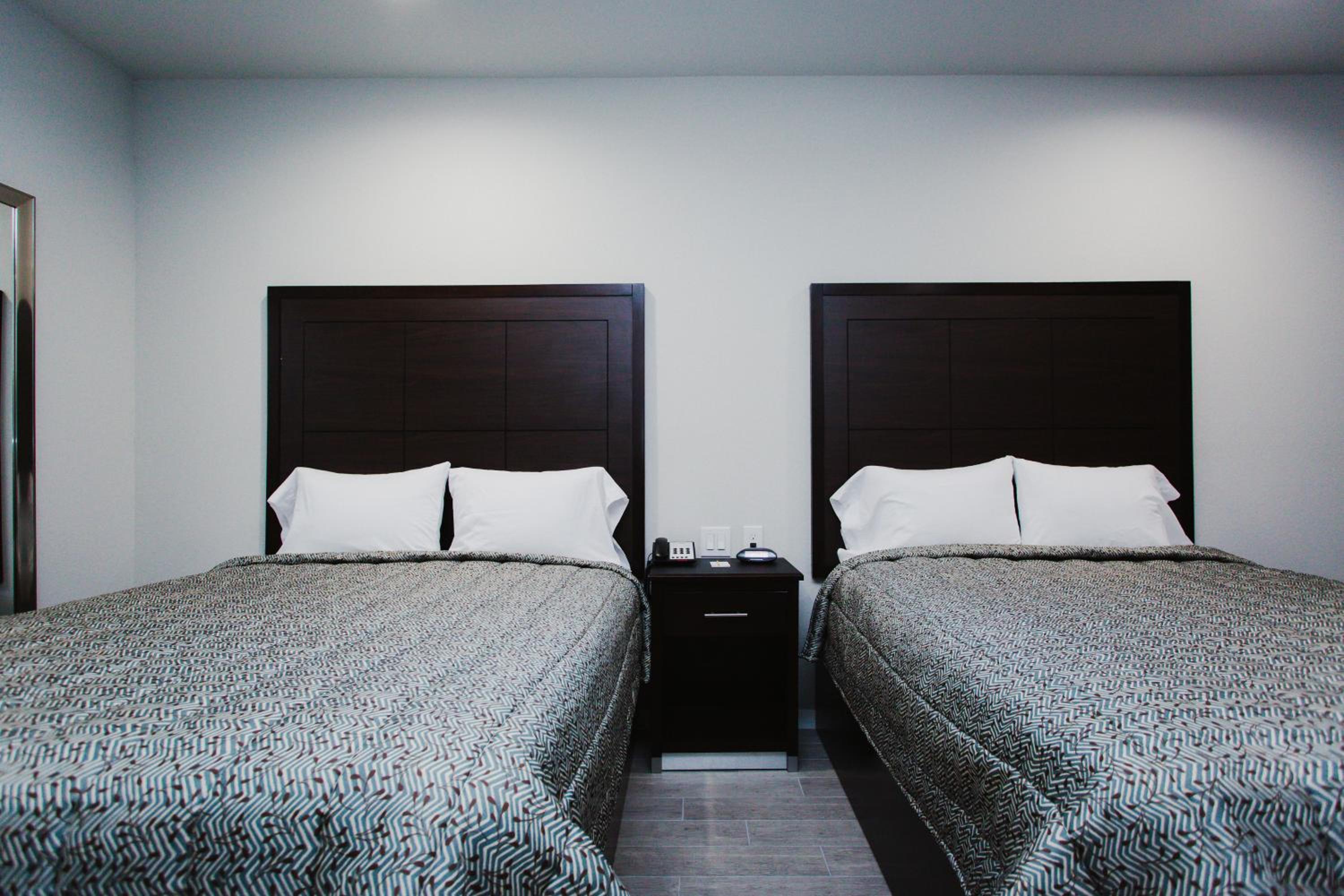 Double Room - Photo 1