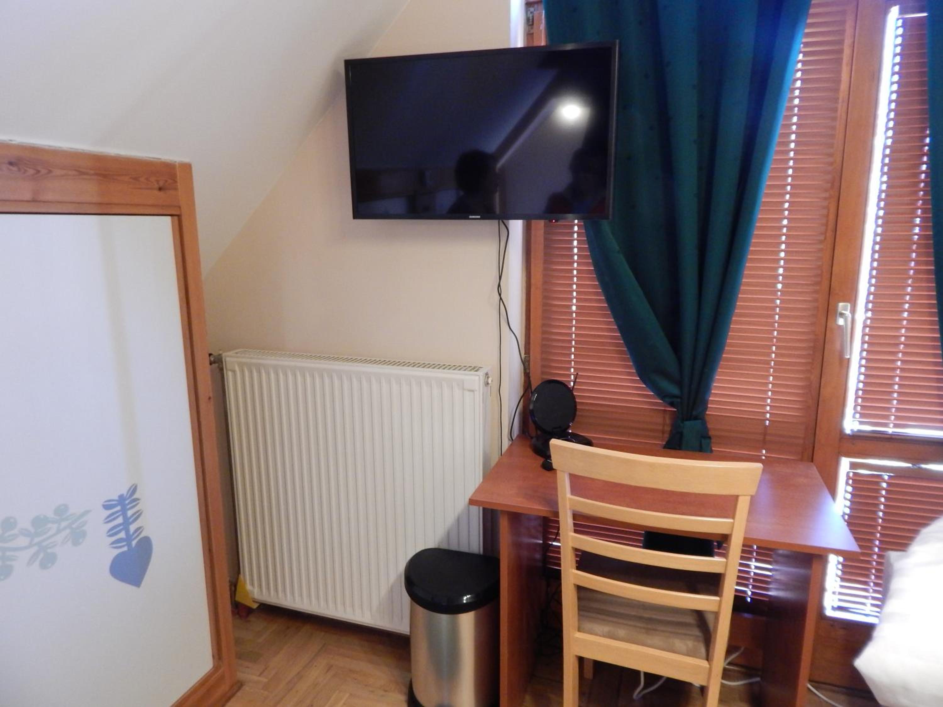 Standard Double Room - Photo 7
