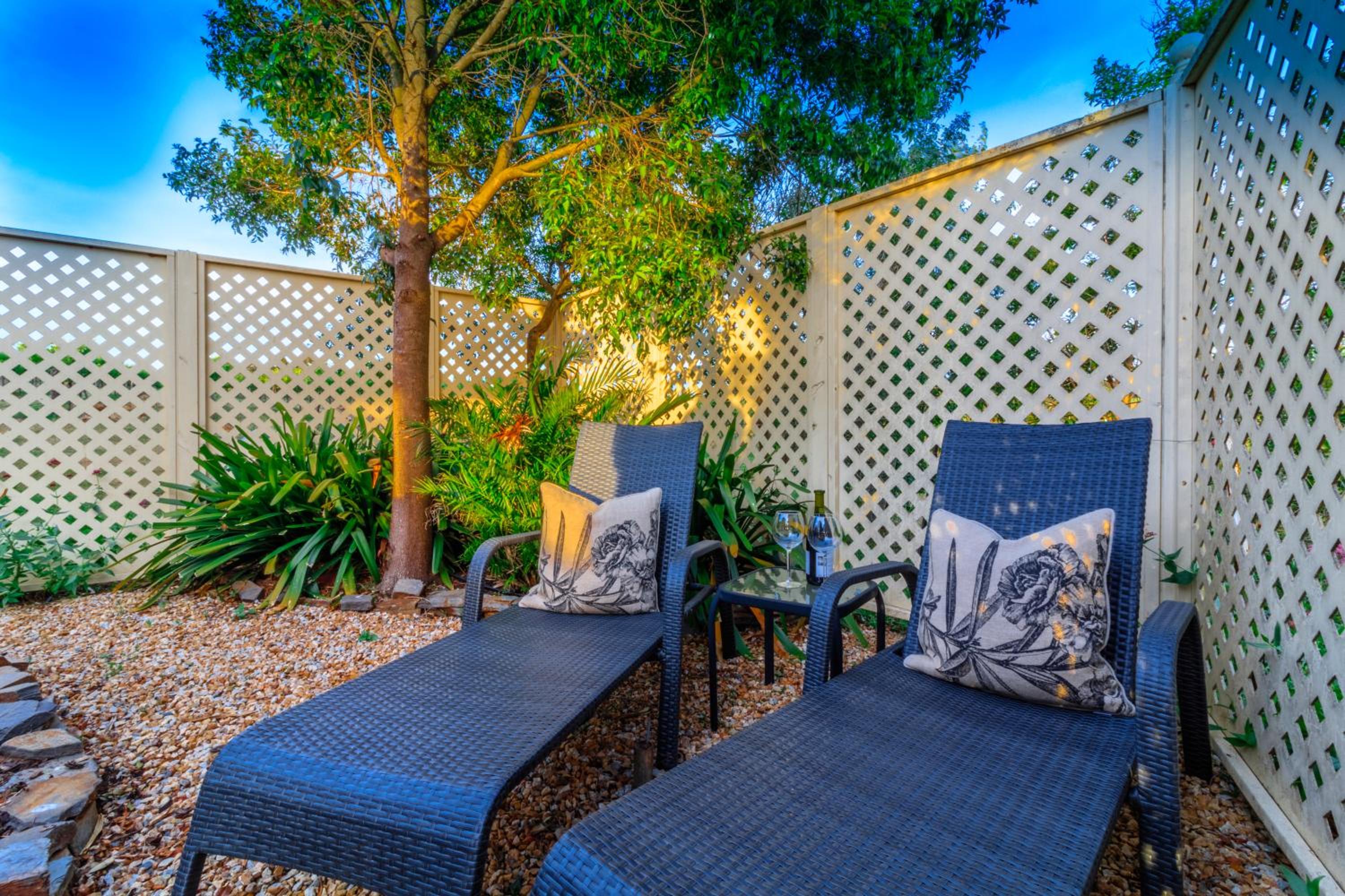 Hideaway Cottage photo 2
