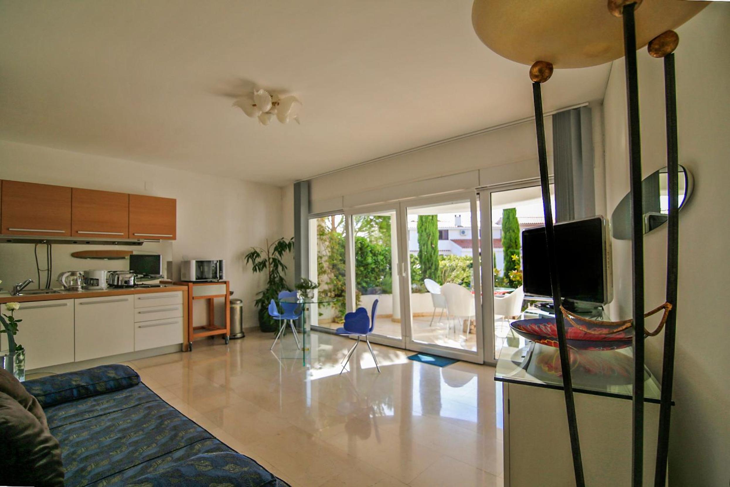 Apartment with Partial Sea View photo 1