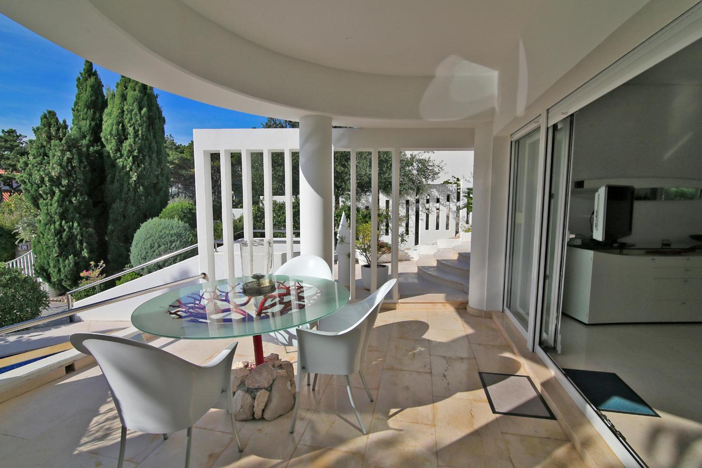 Apartment with Partial Sea View photo 3