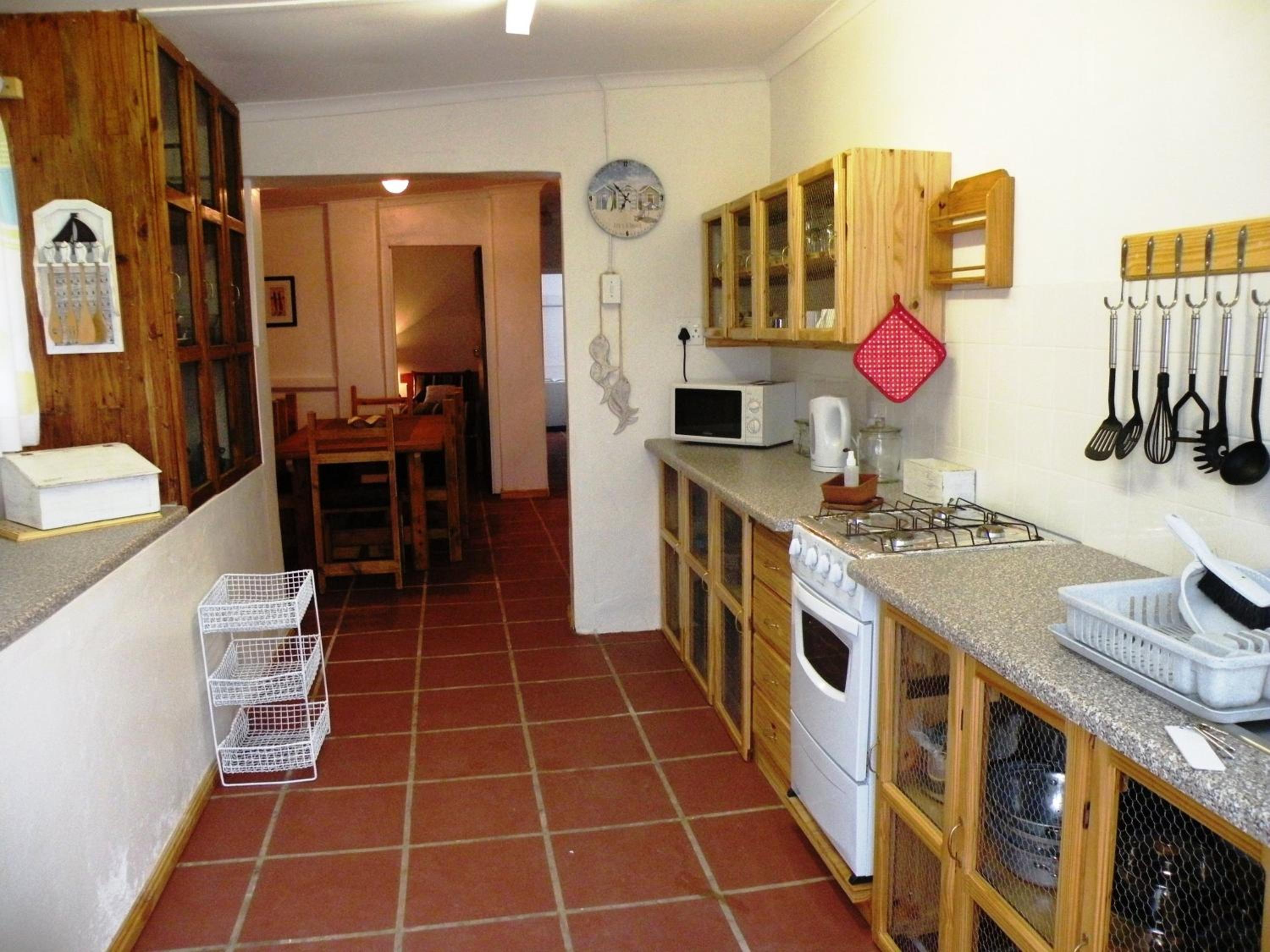Three-Bedroom House - Photo 19