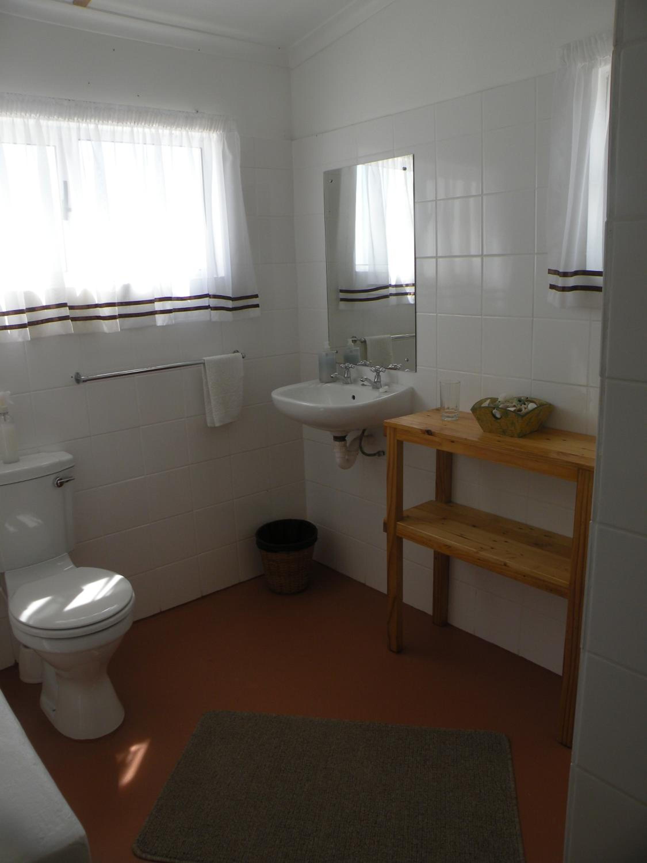 Three-Bedroom House - Photo 13