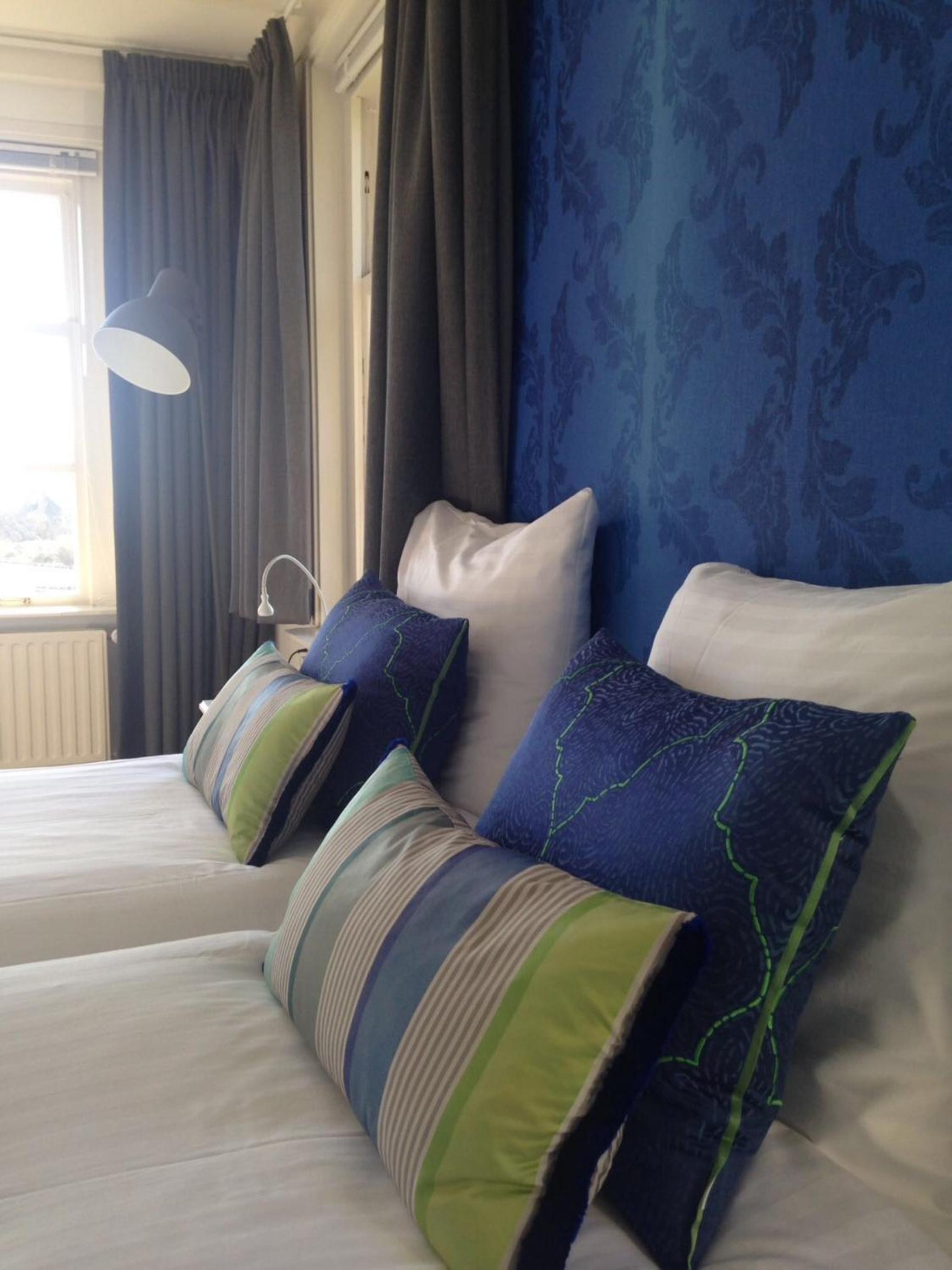 Deluxe Double Room with Shower - Photo 1