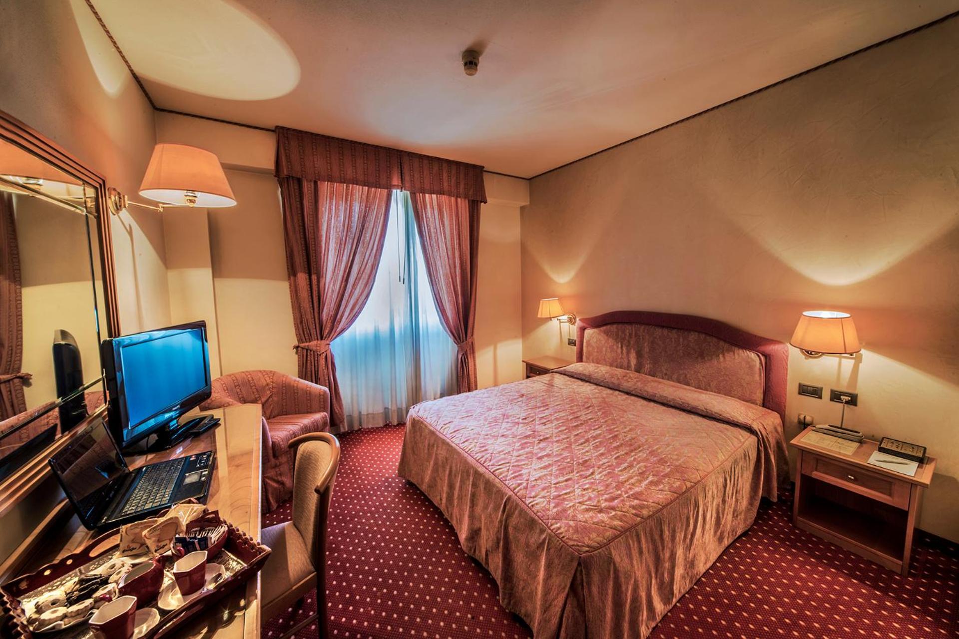 Double Room - Photo 1