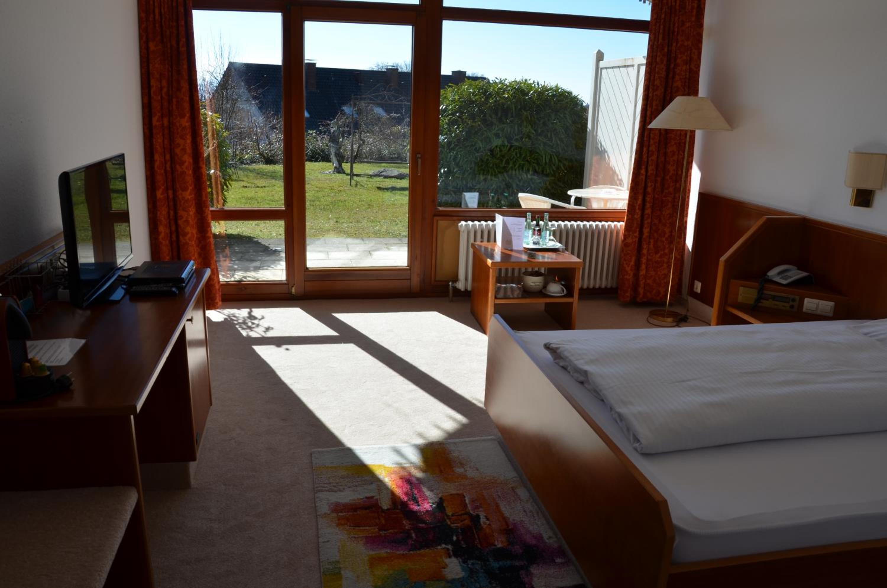 Single Room with Garden View photo 2
