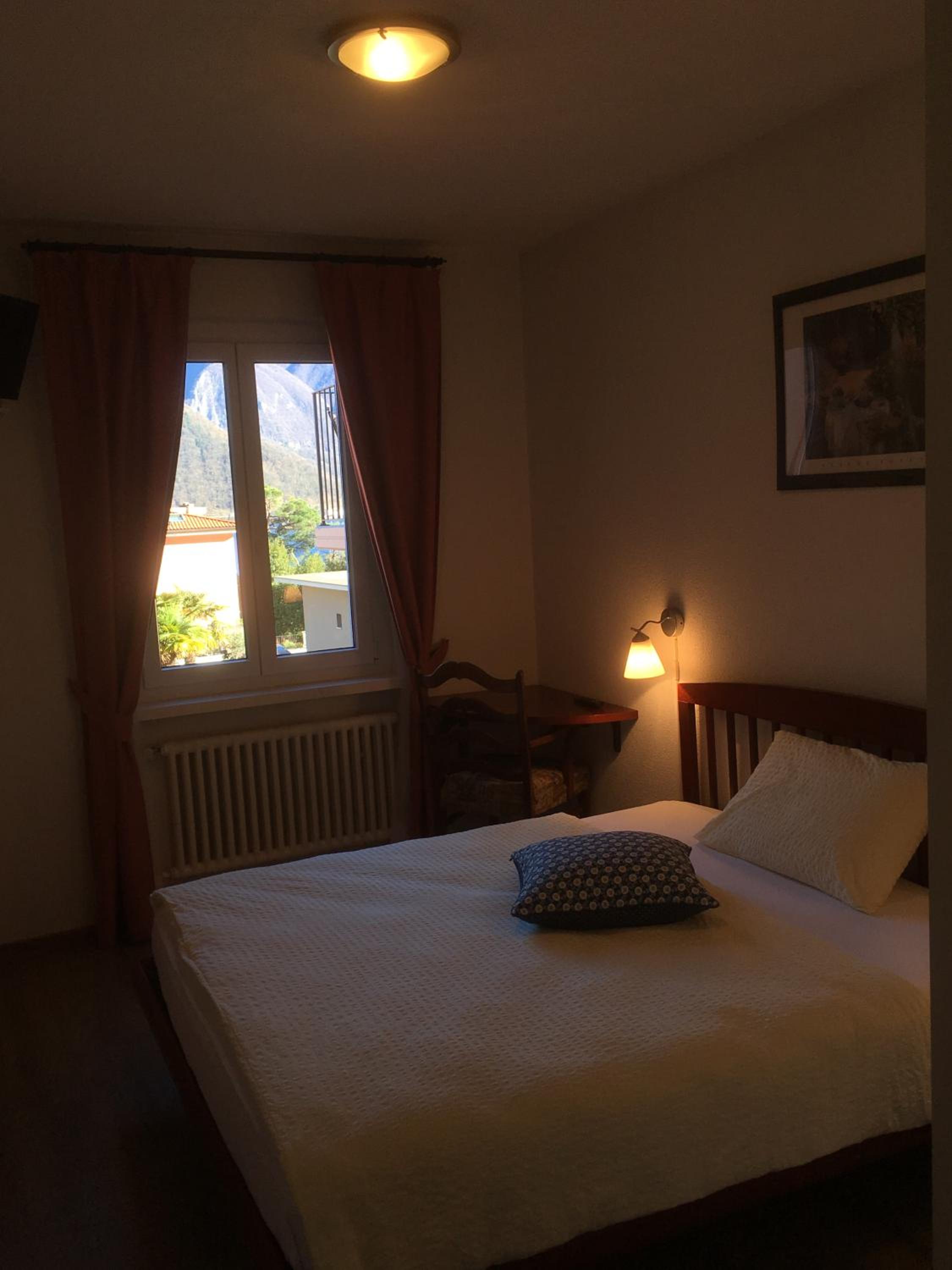 Single Room photo 2
