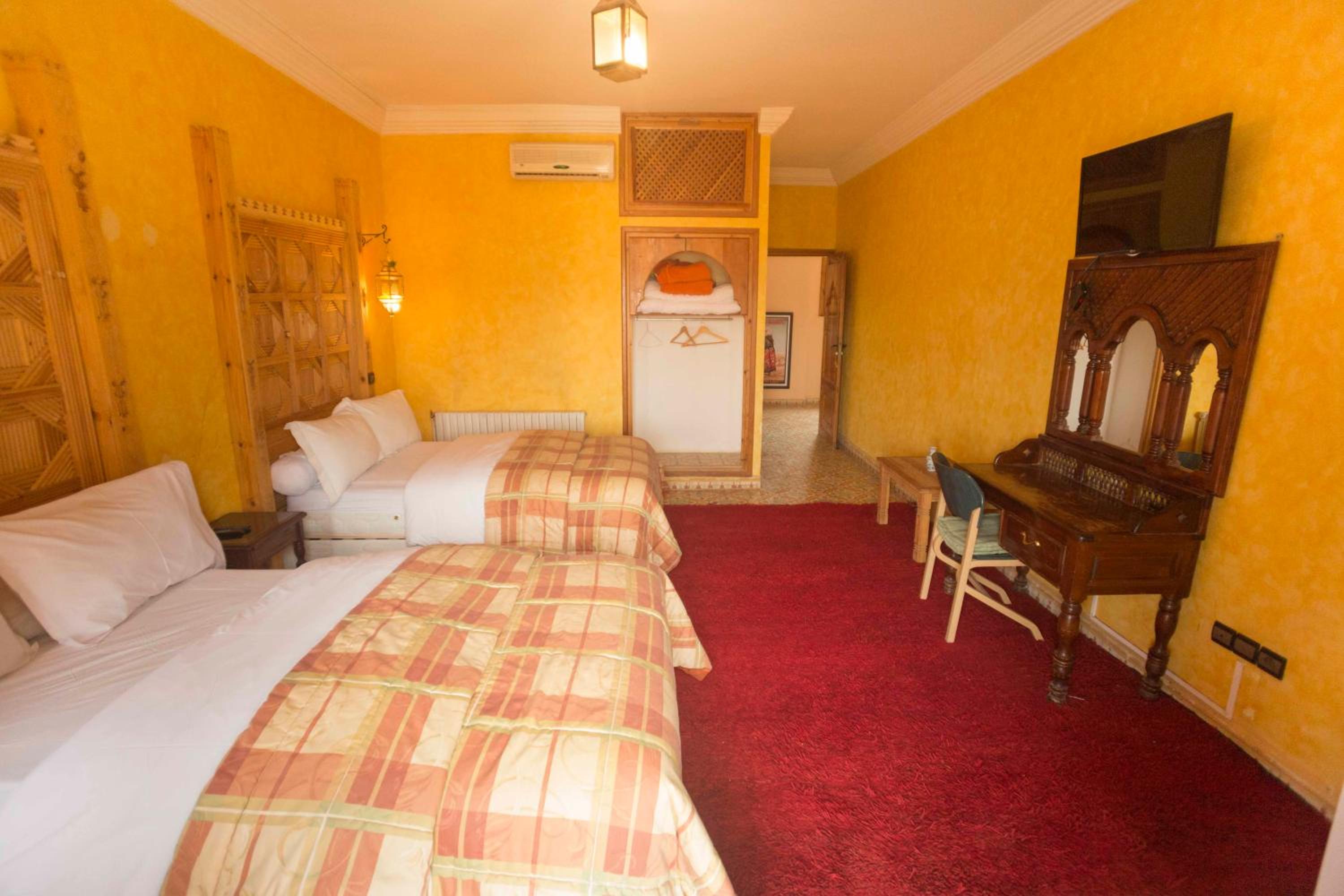 Superior Twin Room - Photo 3