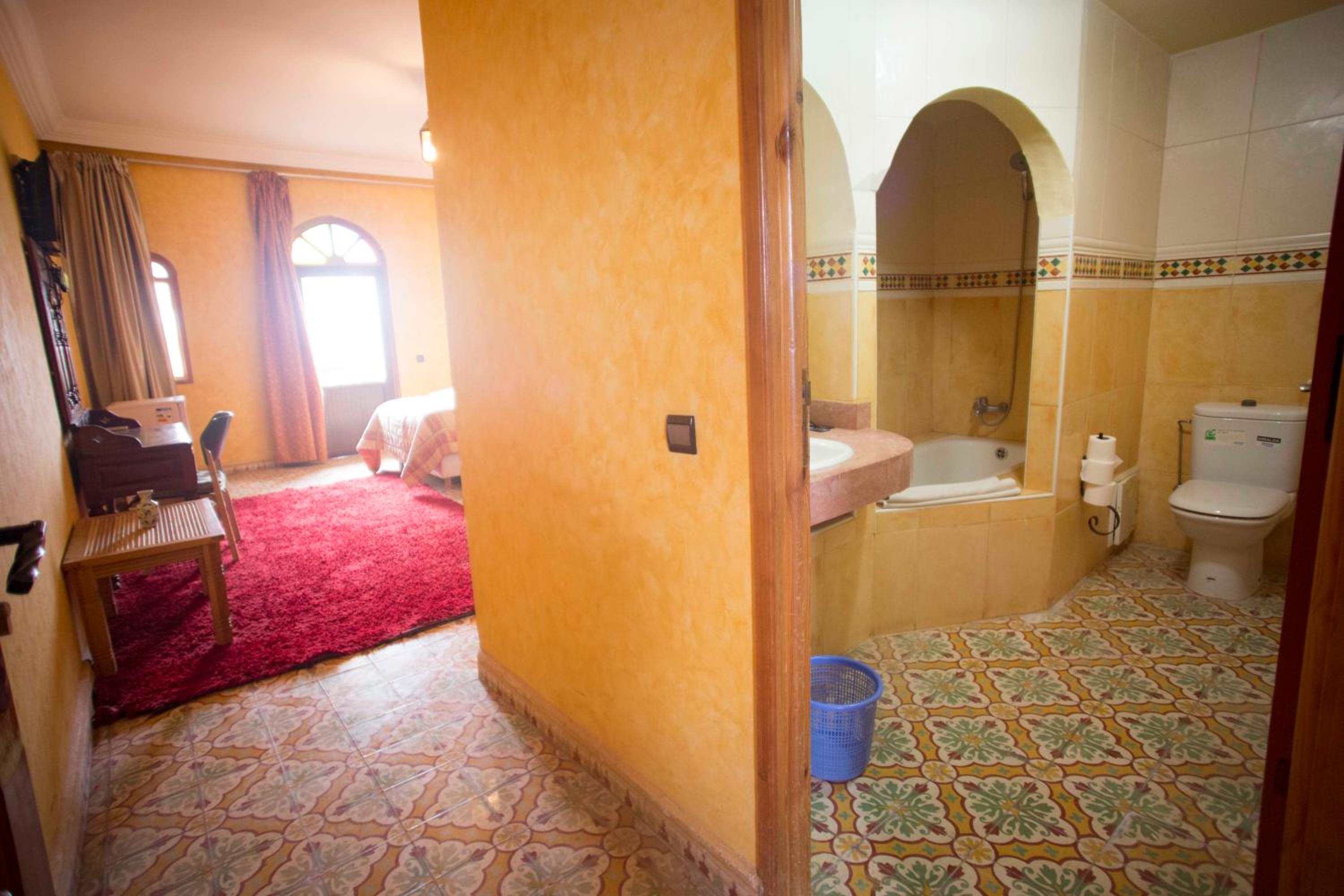 Superior Twin Room - Photo 2