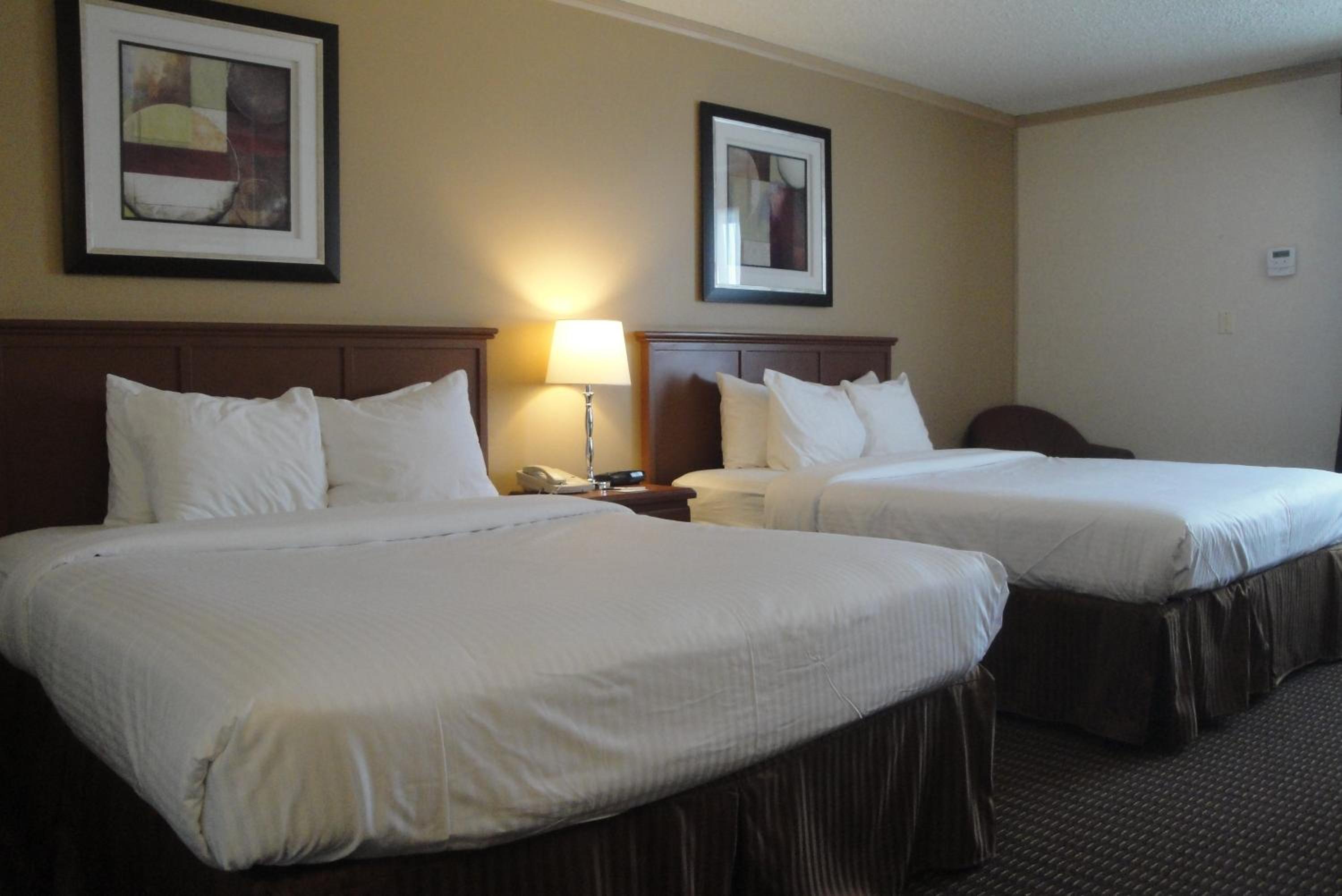 Queen Room with Two Queen Beds - Non-Smoking