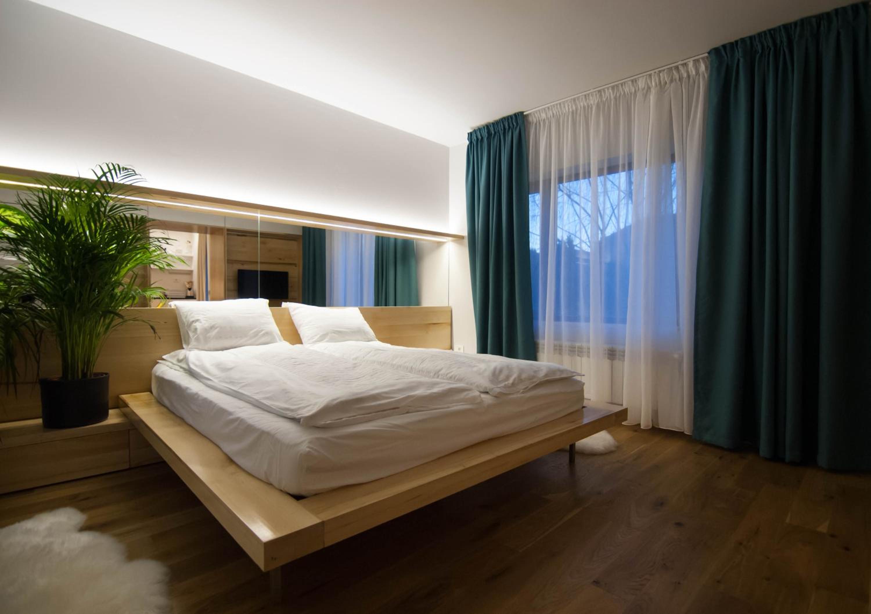 Apartment with Garden View - Photo 17