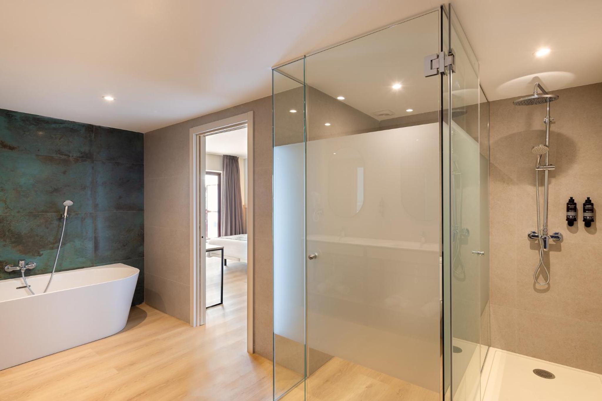Deluxe Family Suite