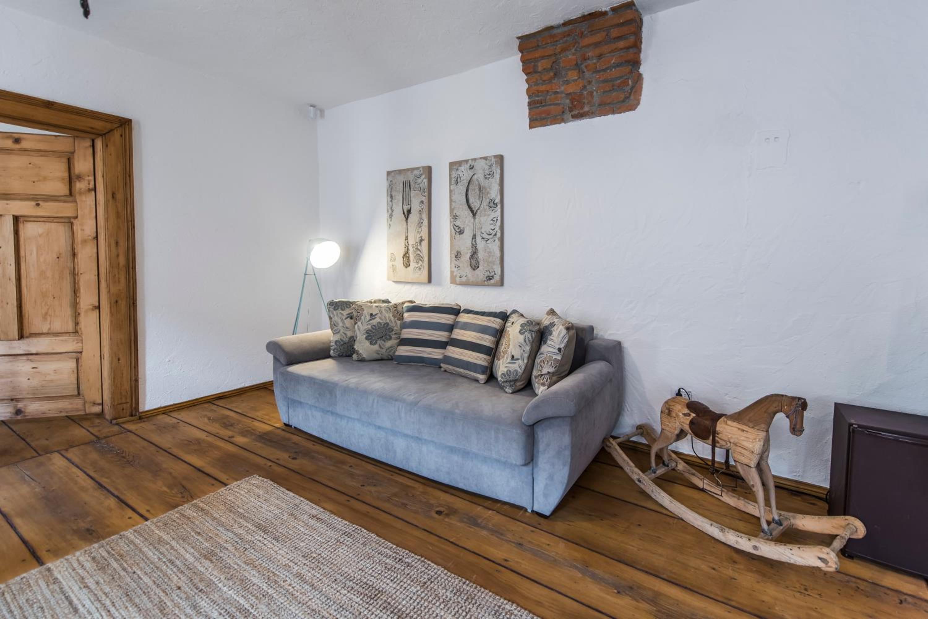 One-Bedroom Apartment with Garden View photo 3