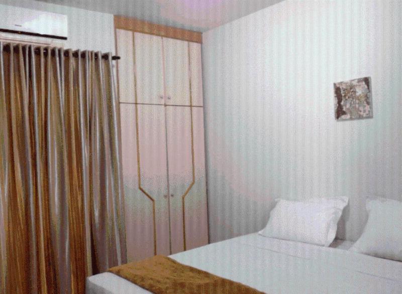 Double Room with Private Bathroom photo 3