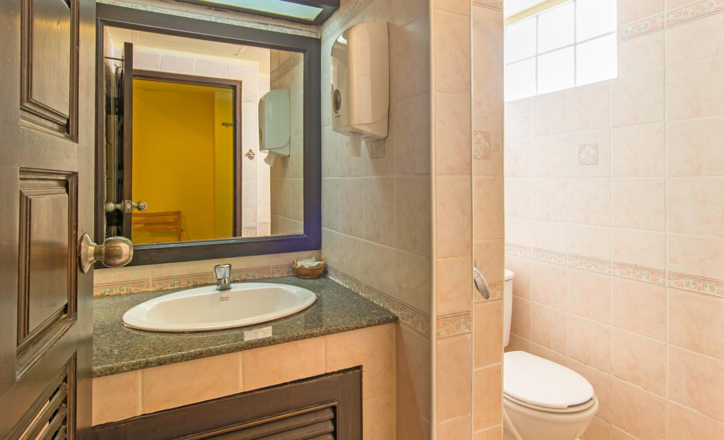 Standard Double or Twin Room photo 2