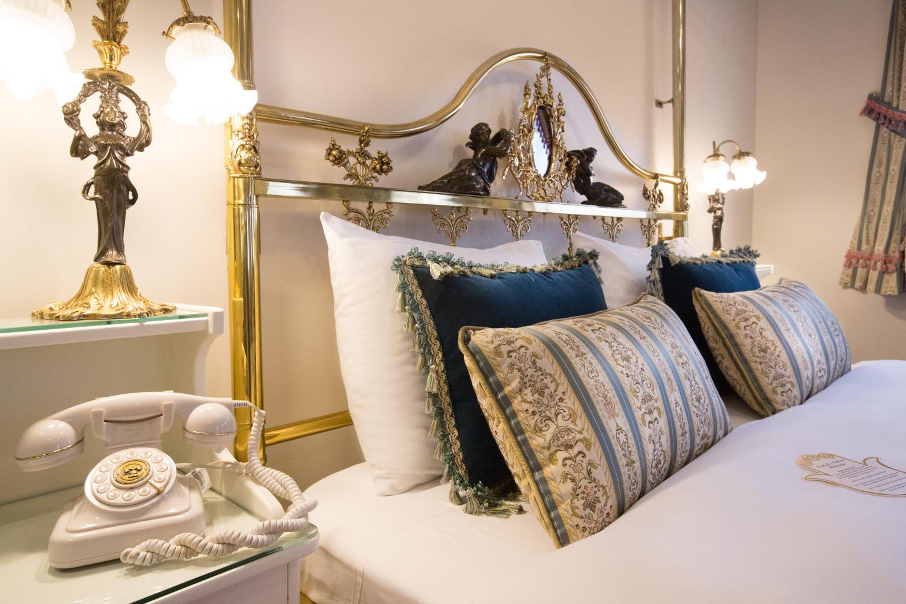 Double or Twin Room photo 1