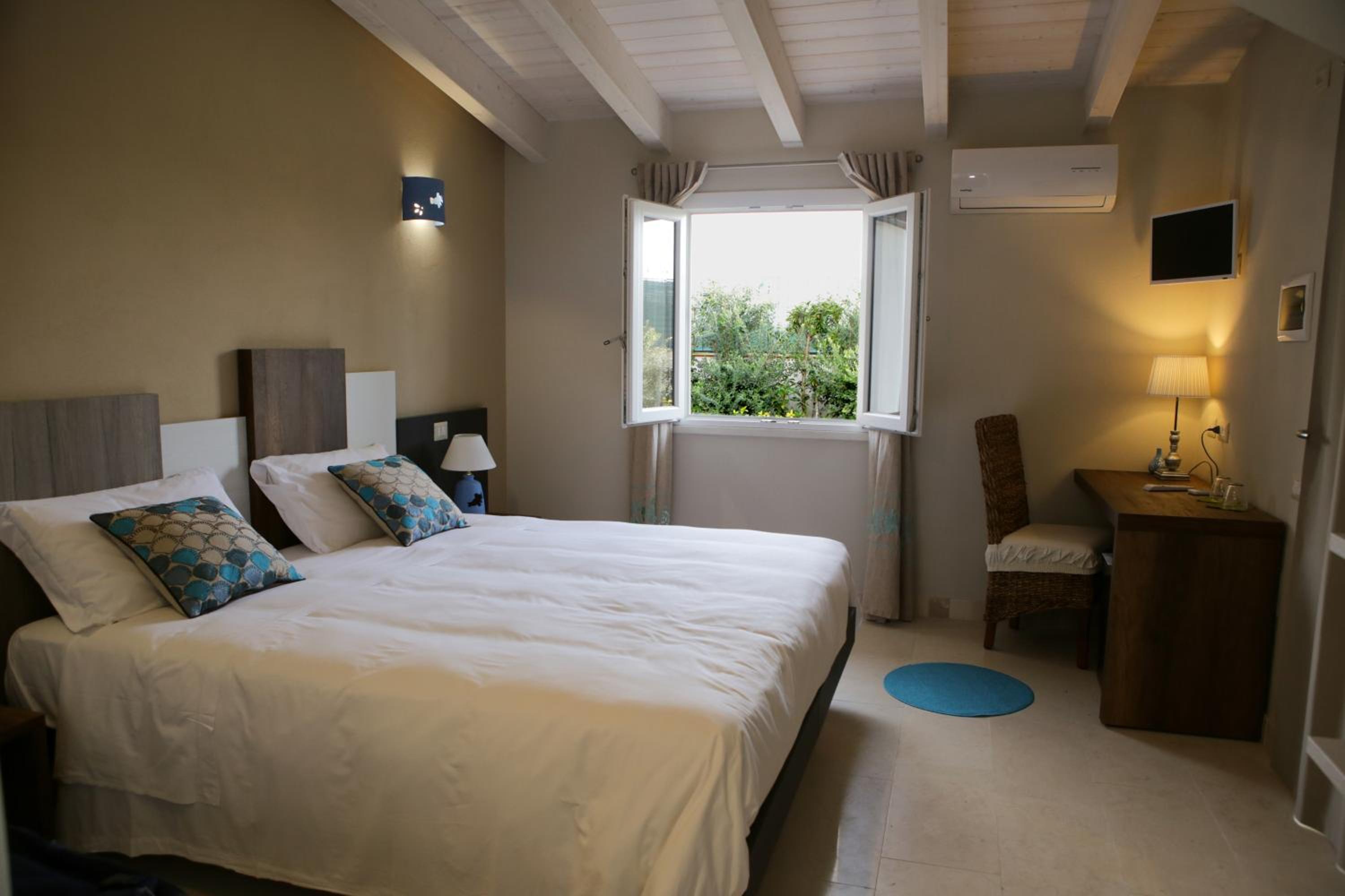 Double Room with Garden View photo 1