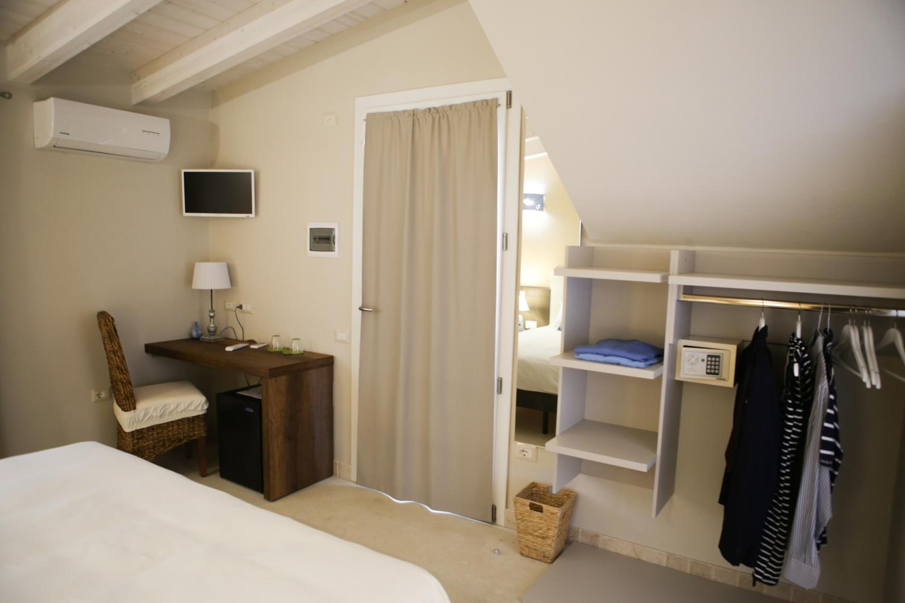 Double Room with Garden View photo 2