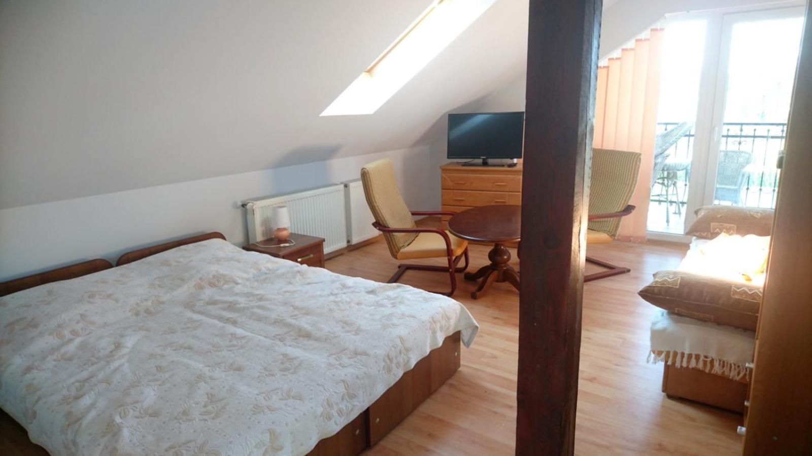 Classic Quadruple Room - Photo 1