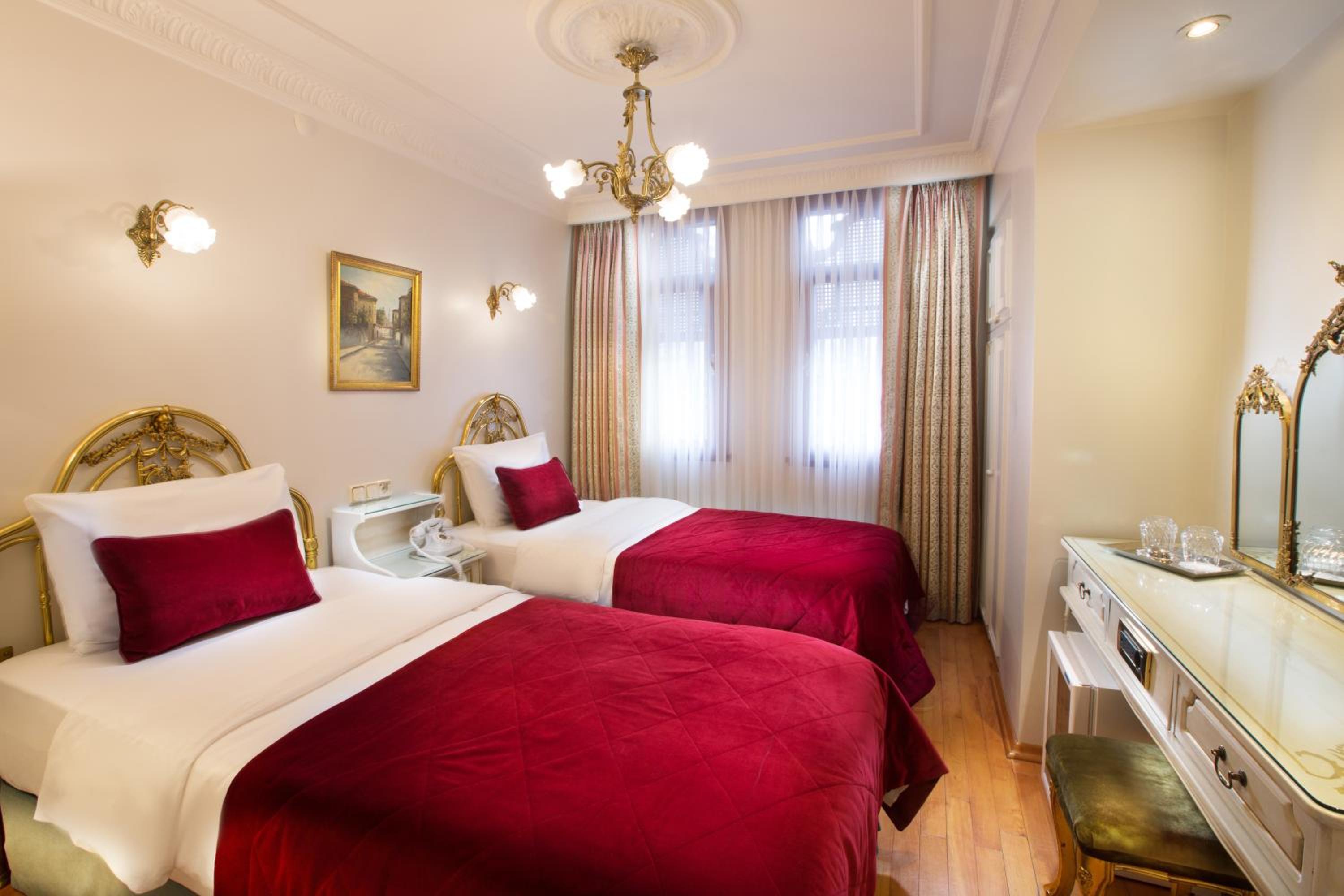 Double or Twin Room photo 2
