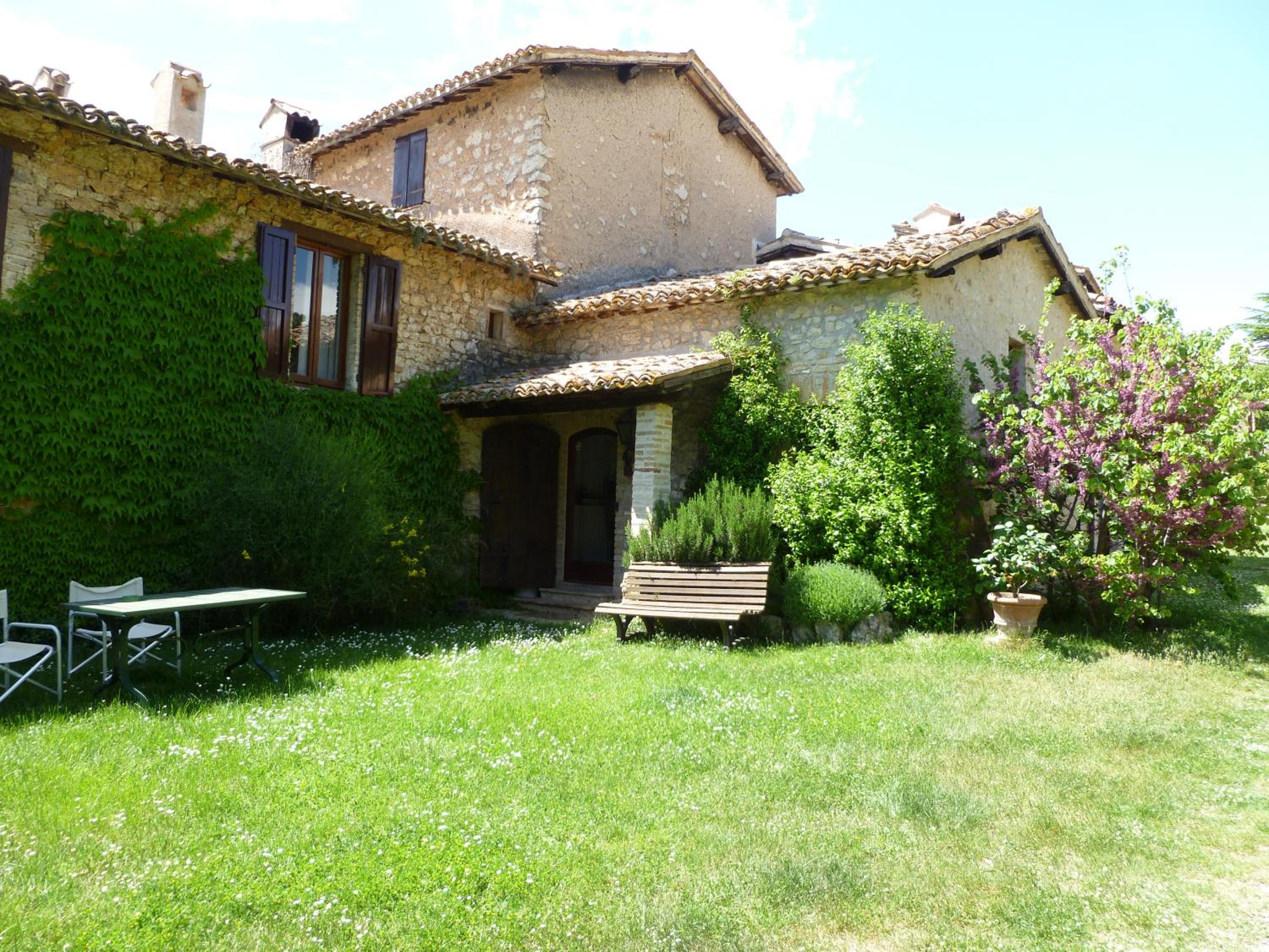 Two-Bedroom House photo 2