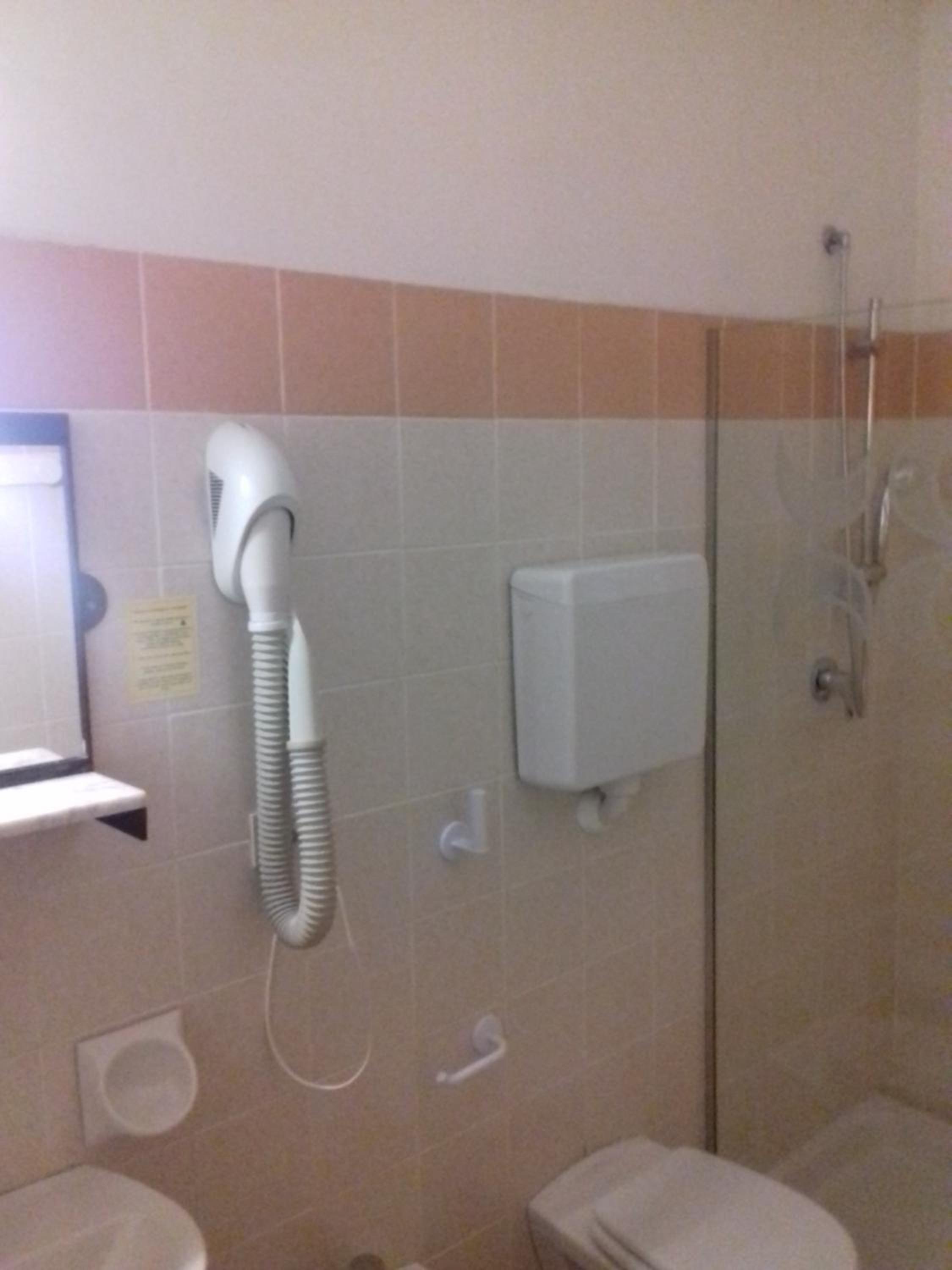 Triple Room - Photo 6
