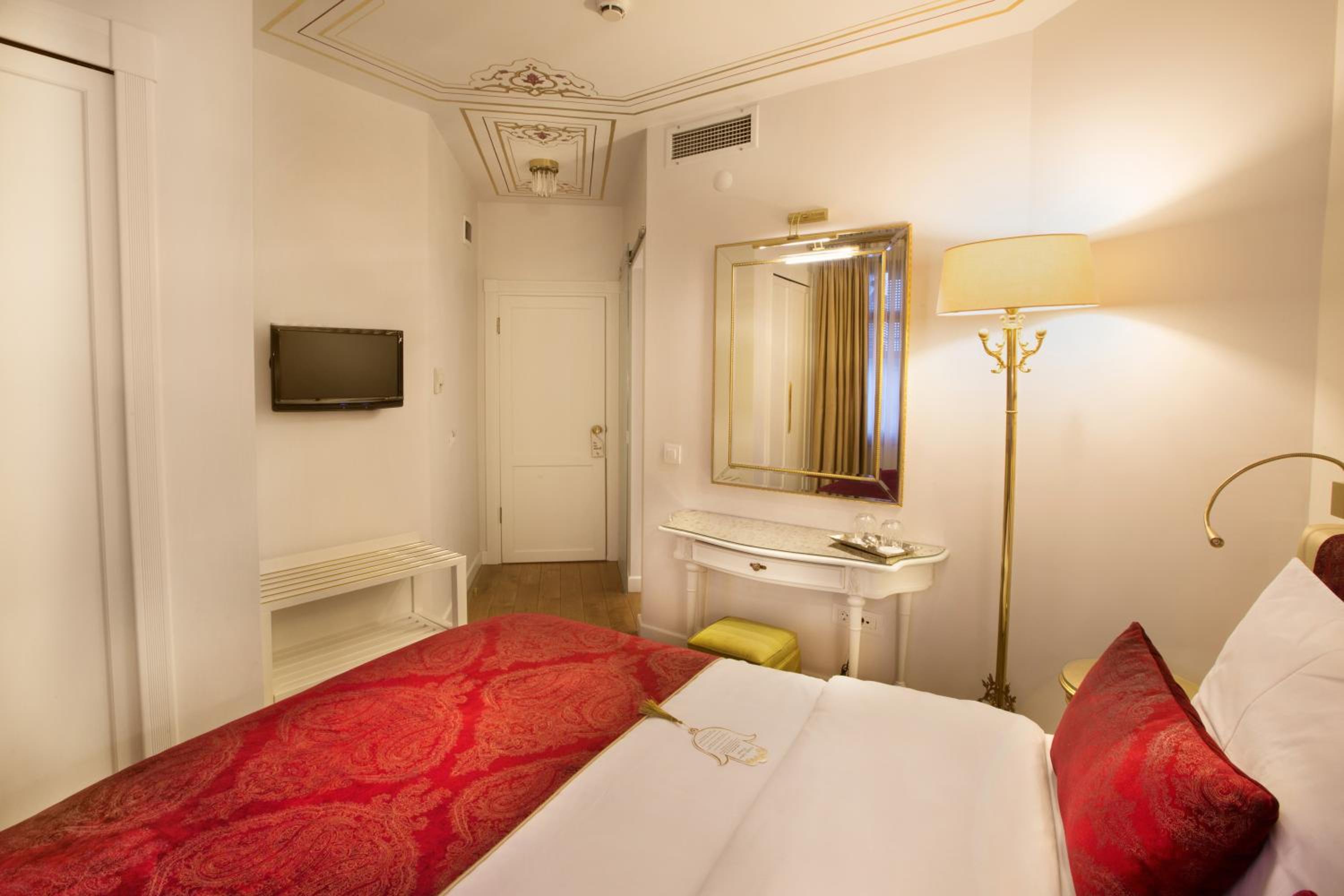 Single Room photo 1