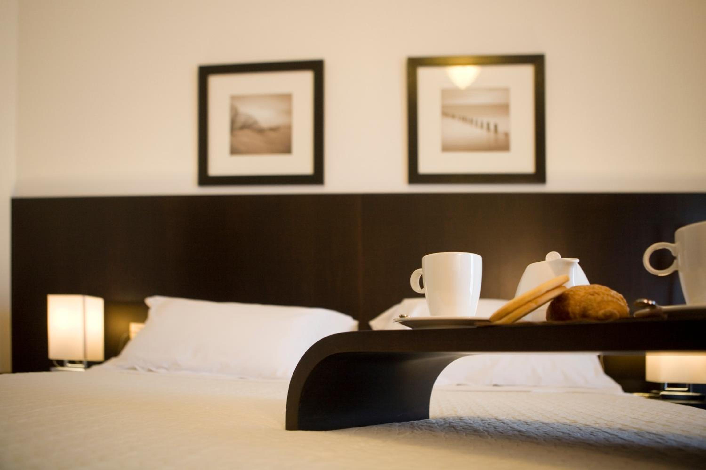 Superior Double or Twin Room - Photo 7