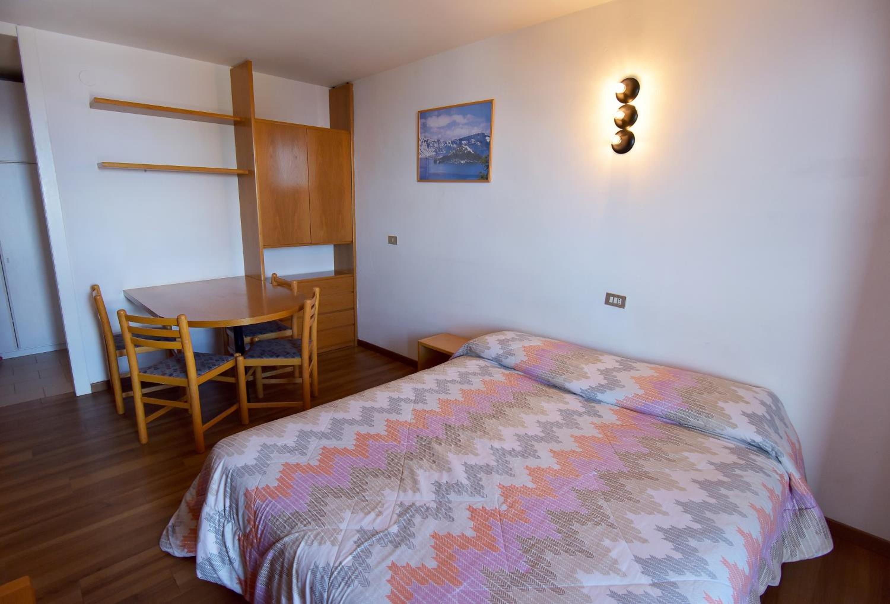 One-Bedroom Apartment (4 Adults) - Photo 10