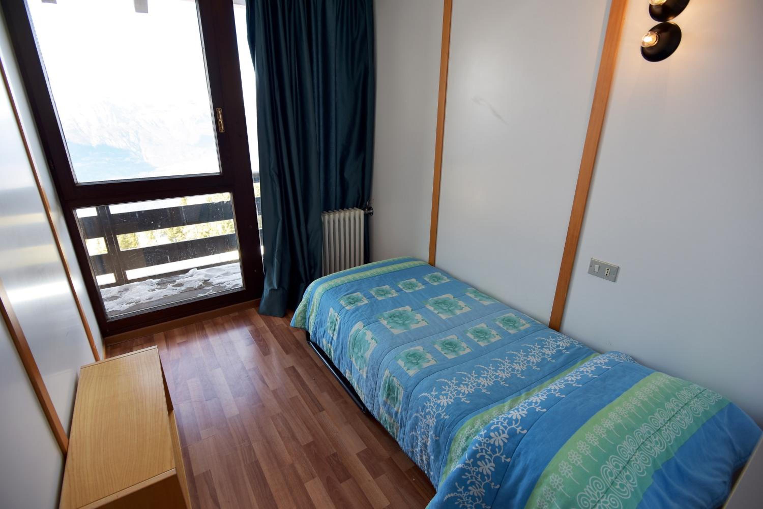 Studio (3 adults) with Mountain View and parking space included photo 1