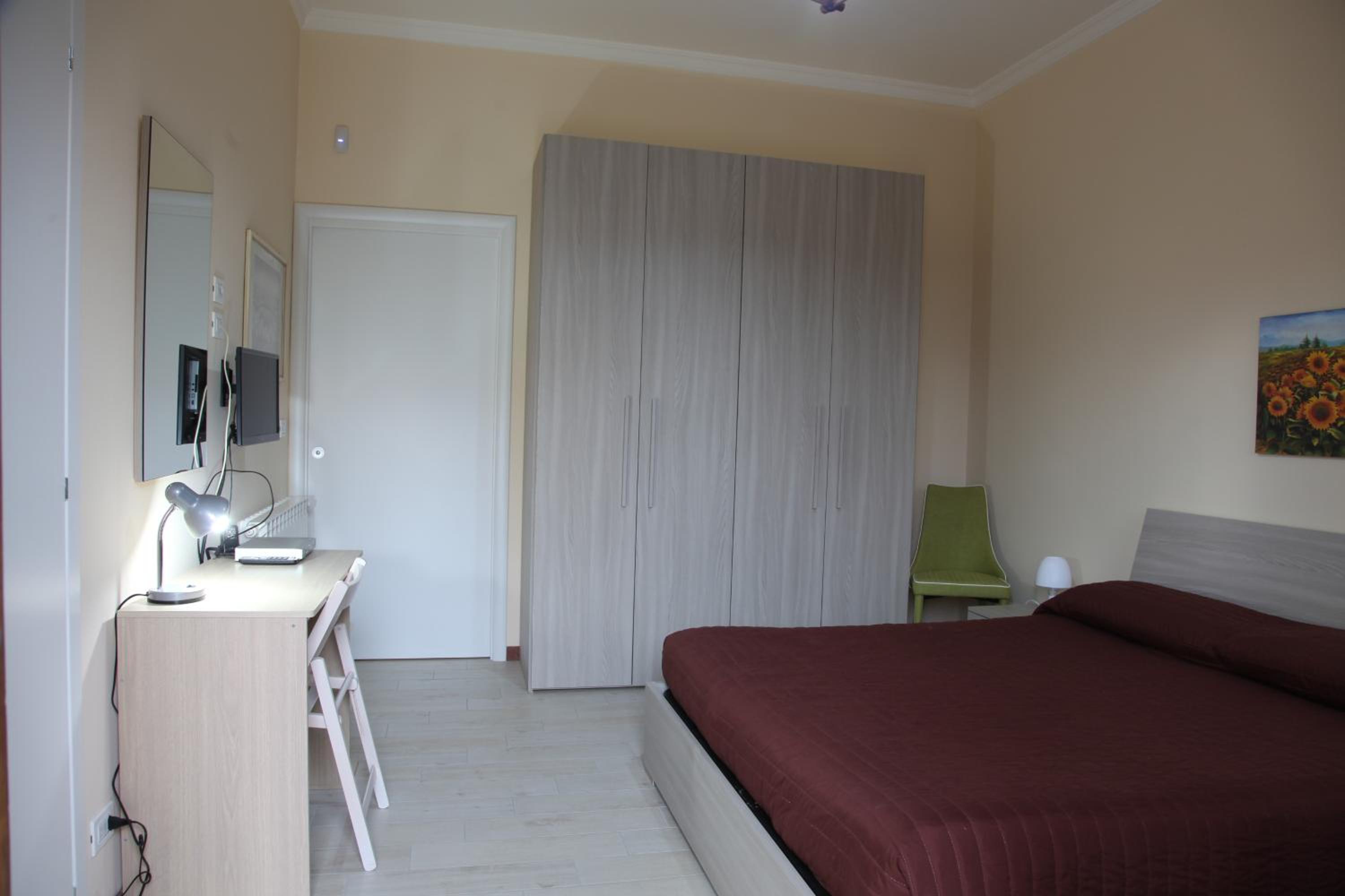 Double Room - Photo 21