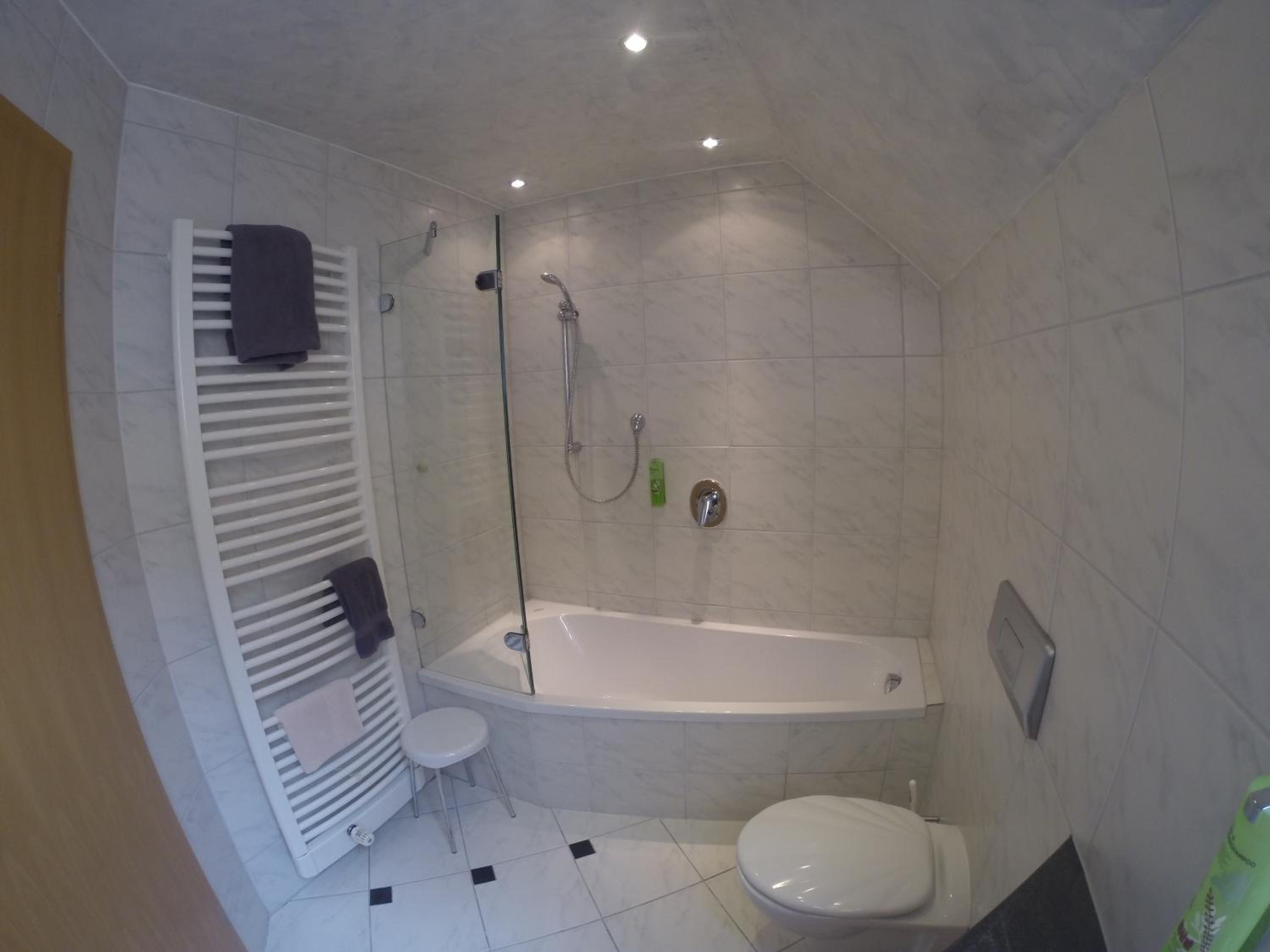 Double Room - Photo 4