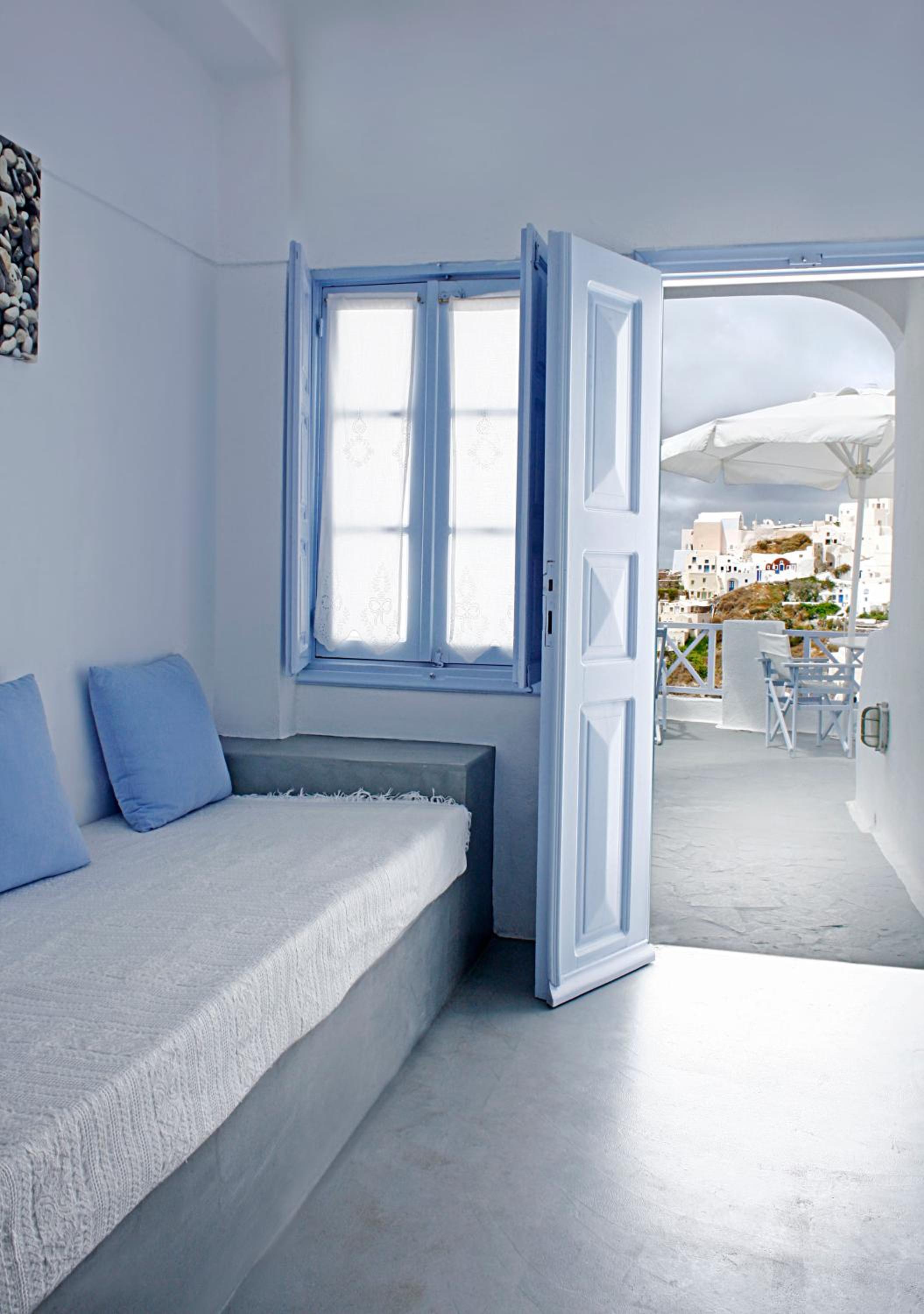 Superior Double Room with Caldera View photo 2
