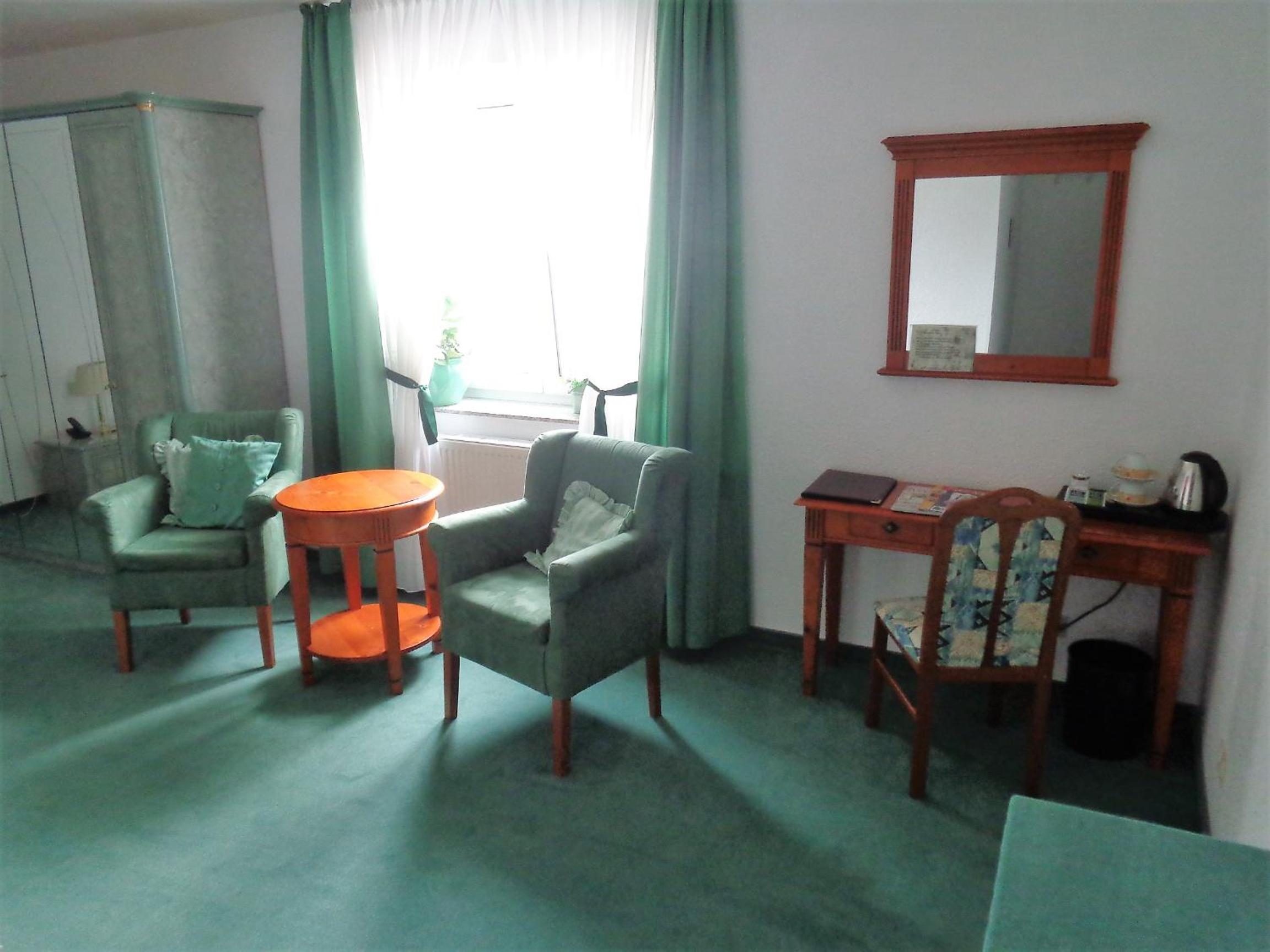 Budget Double Room photo 2