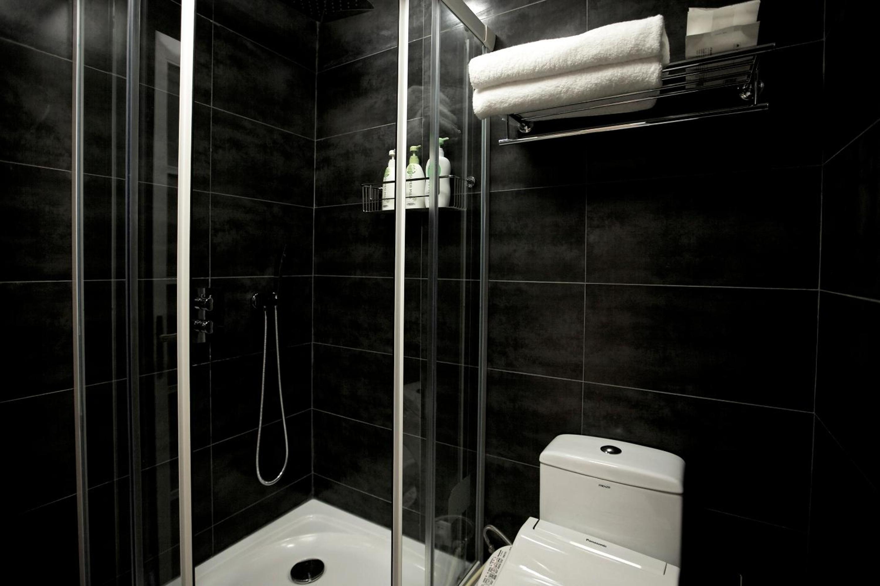 Deluxe Twin Room photo 3