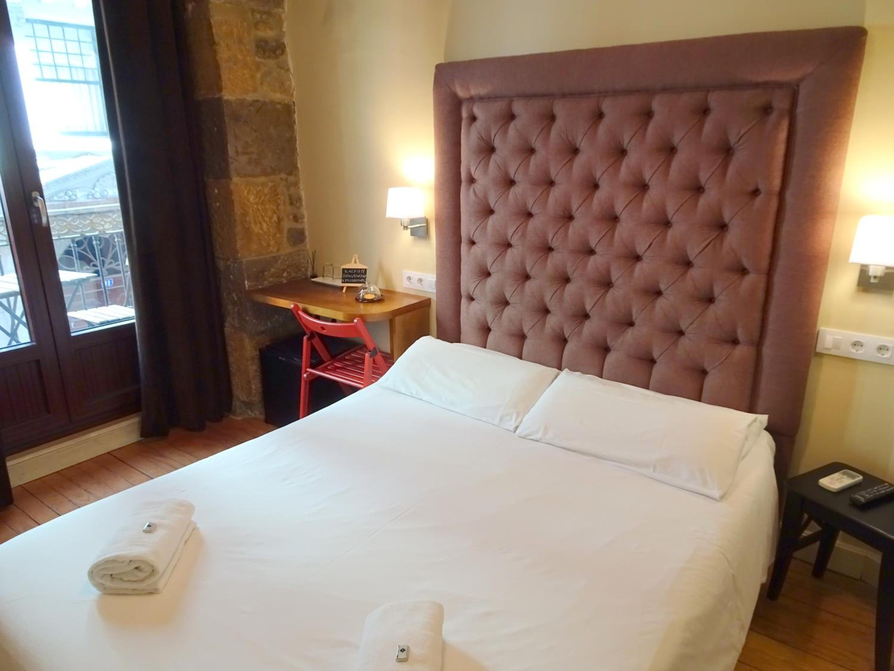 Double Room - Photo 2