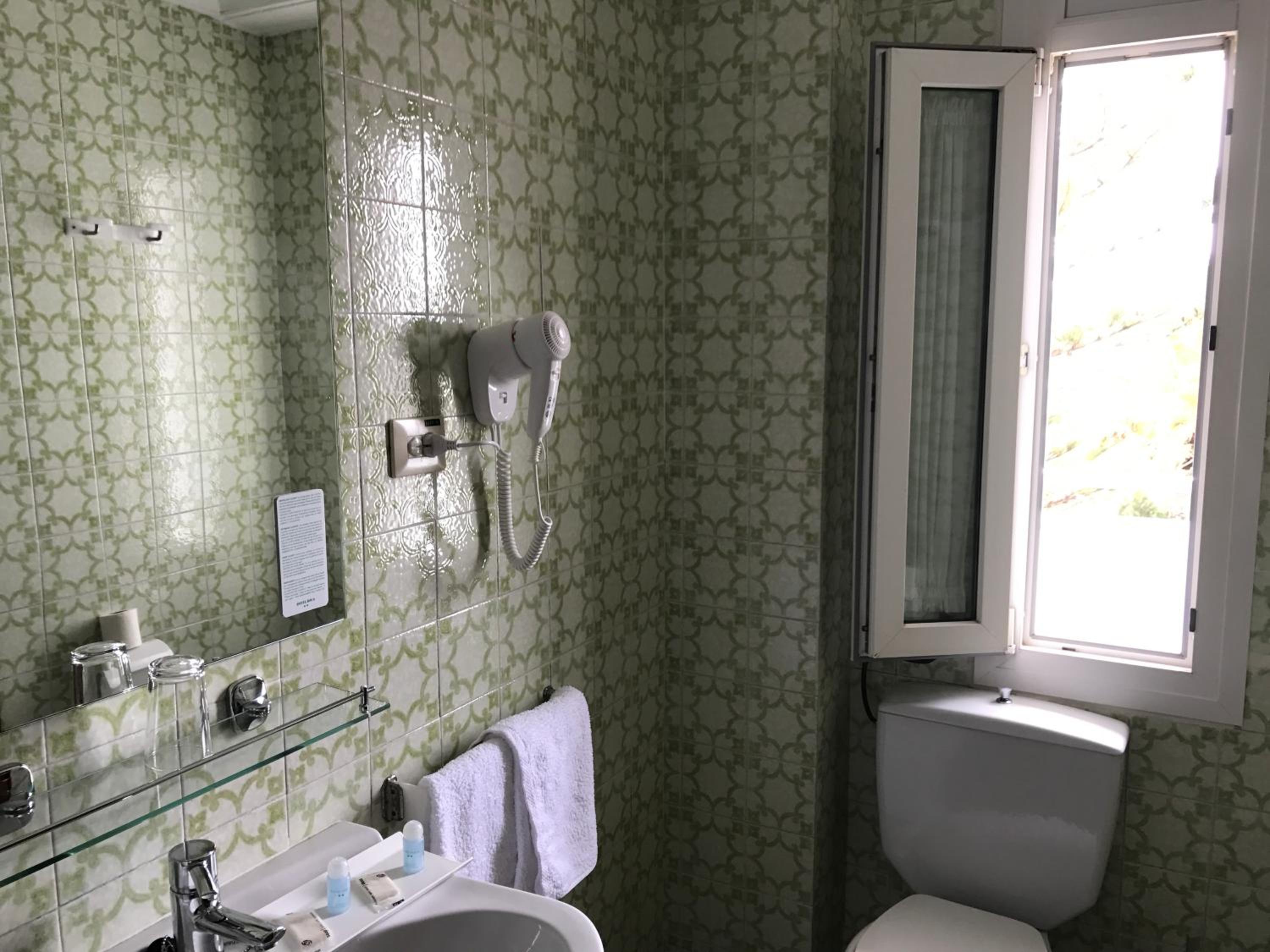 Single Room with Parking photo 3