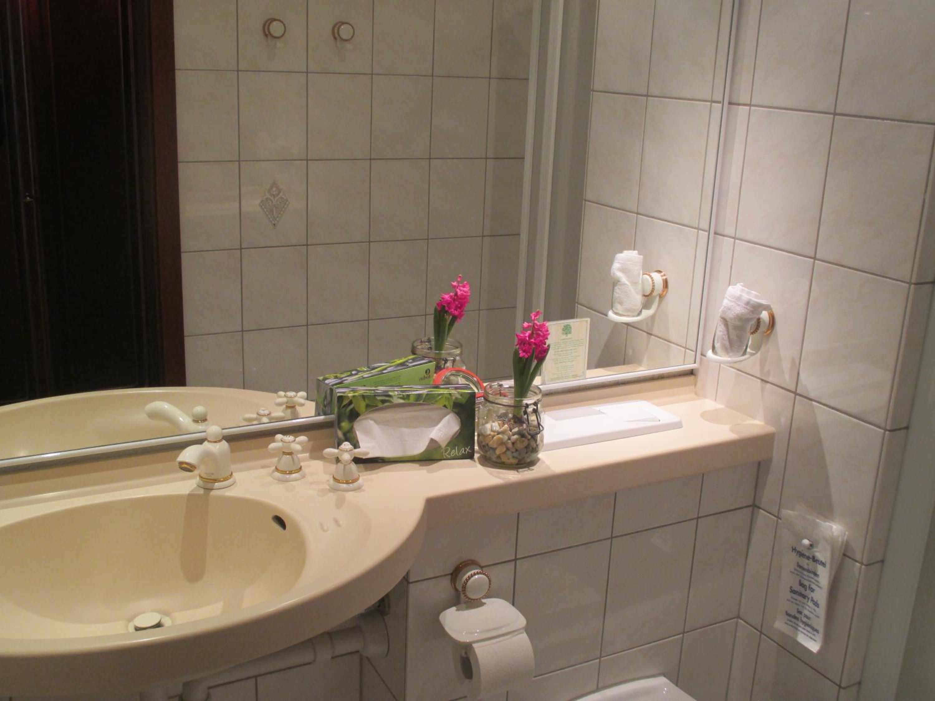 Single Room photo 3