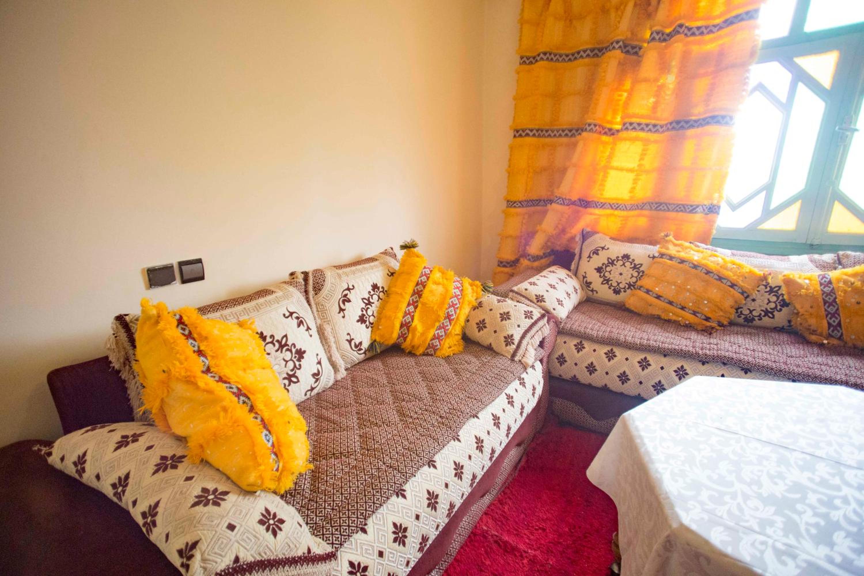 Large Twin Room - Photo 1