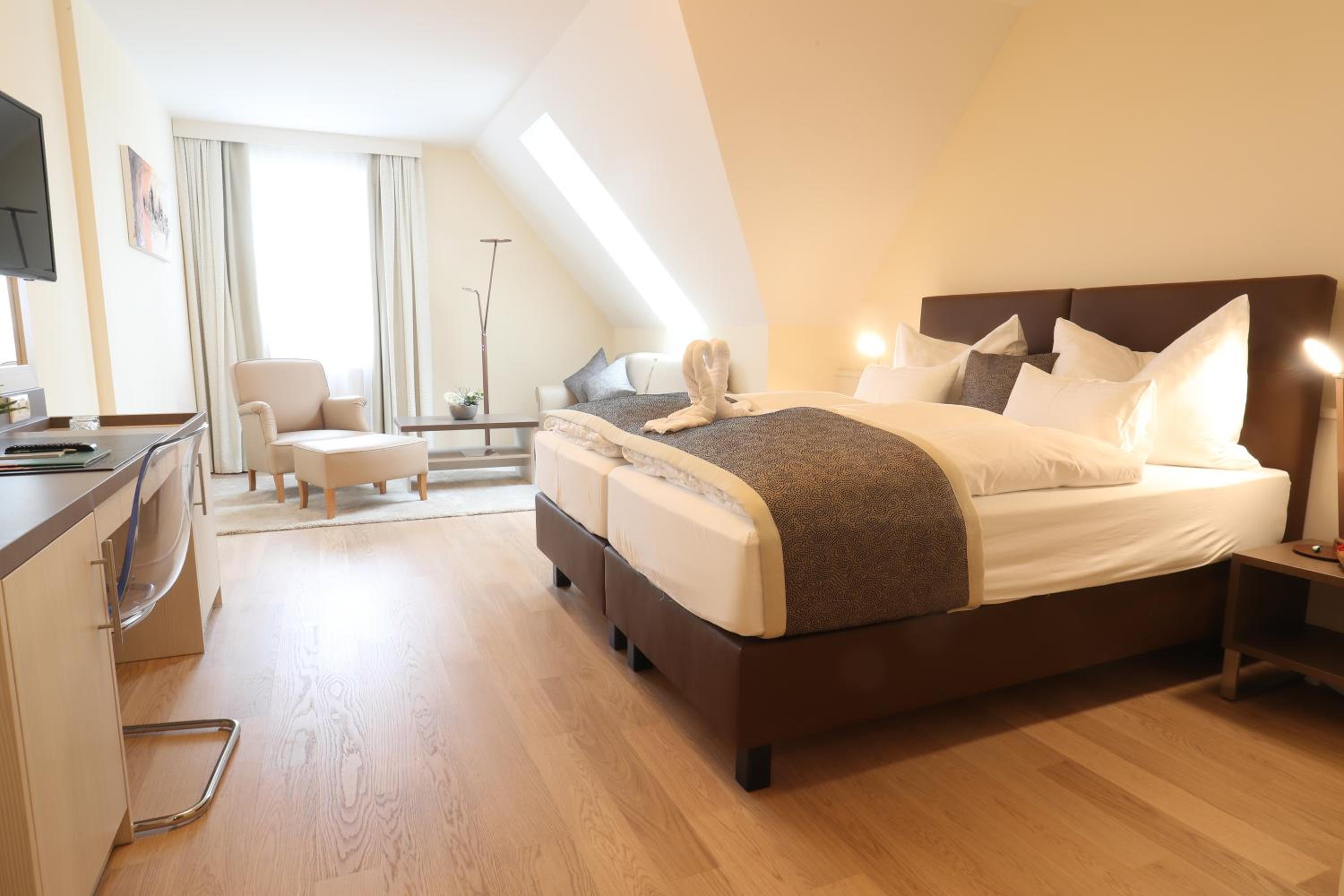 Superior Double Room - Photo 1