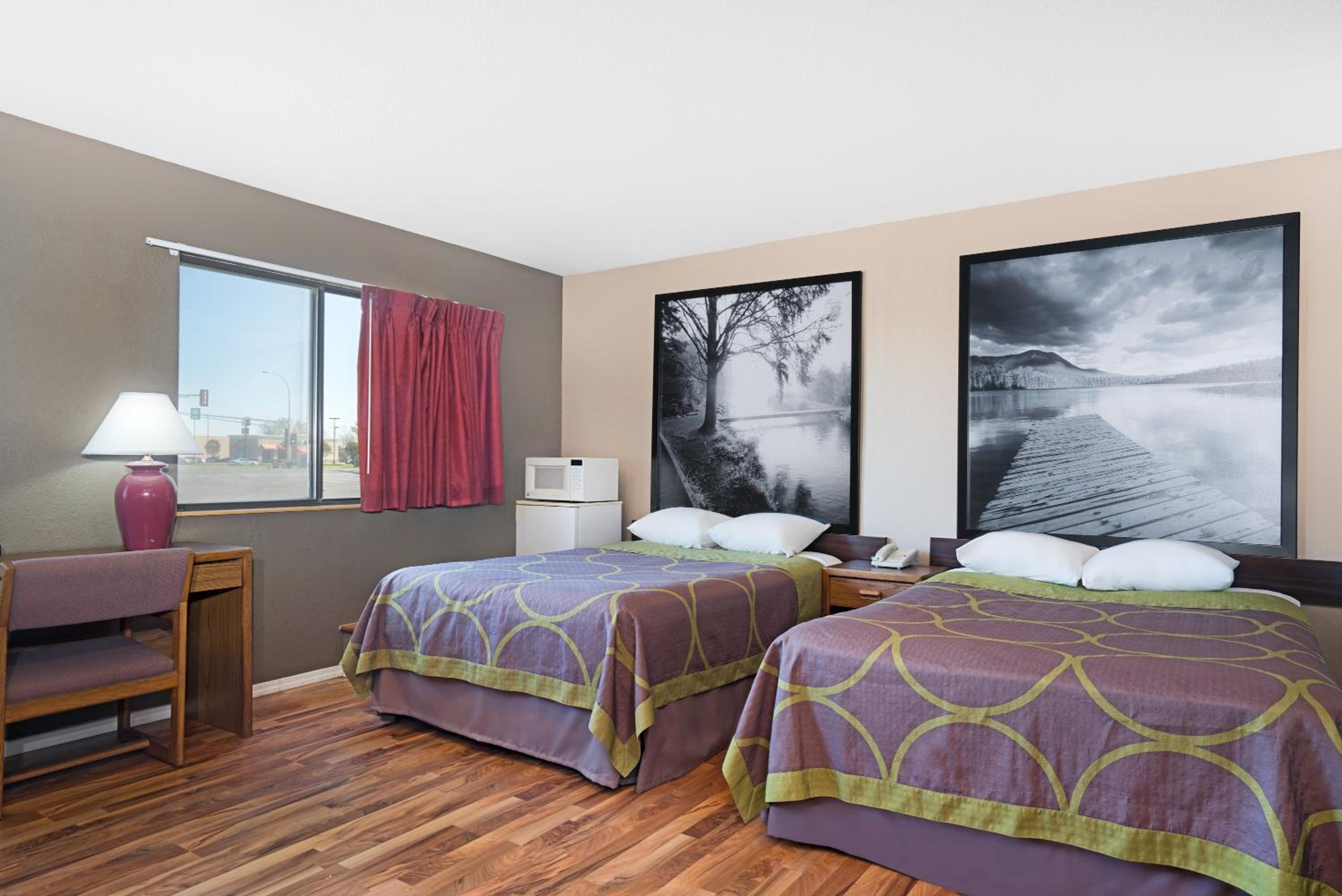 Suite with Three Double Beds - Non-Smoking - Photo 1