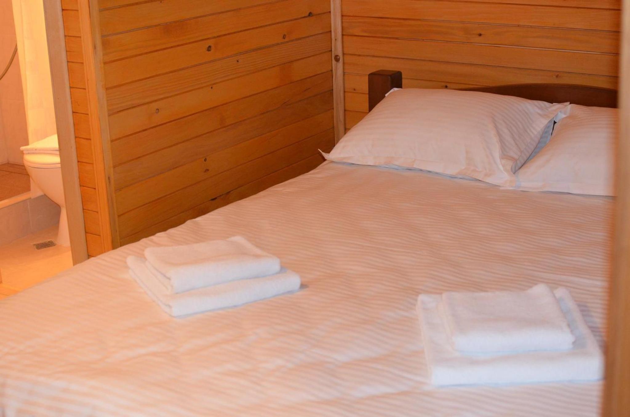 Double Room - Photo 17