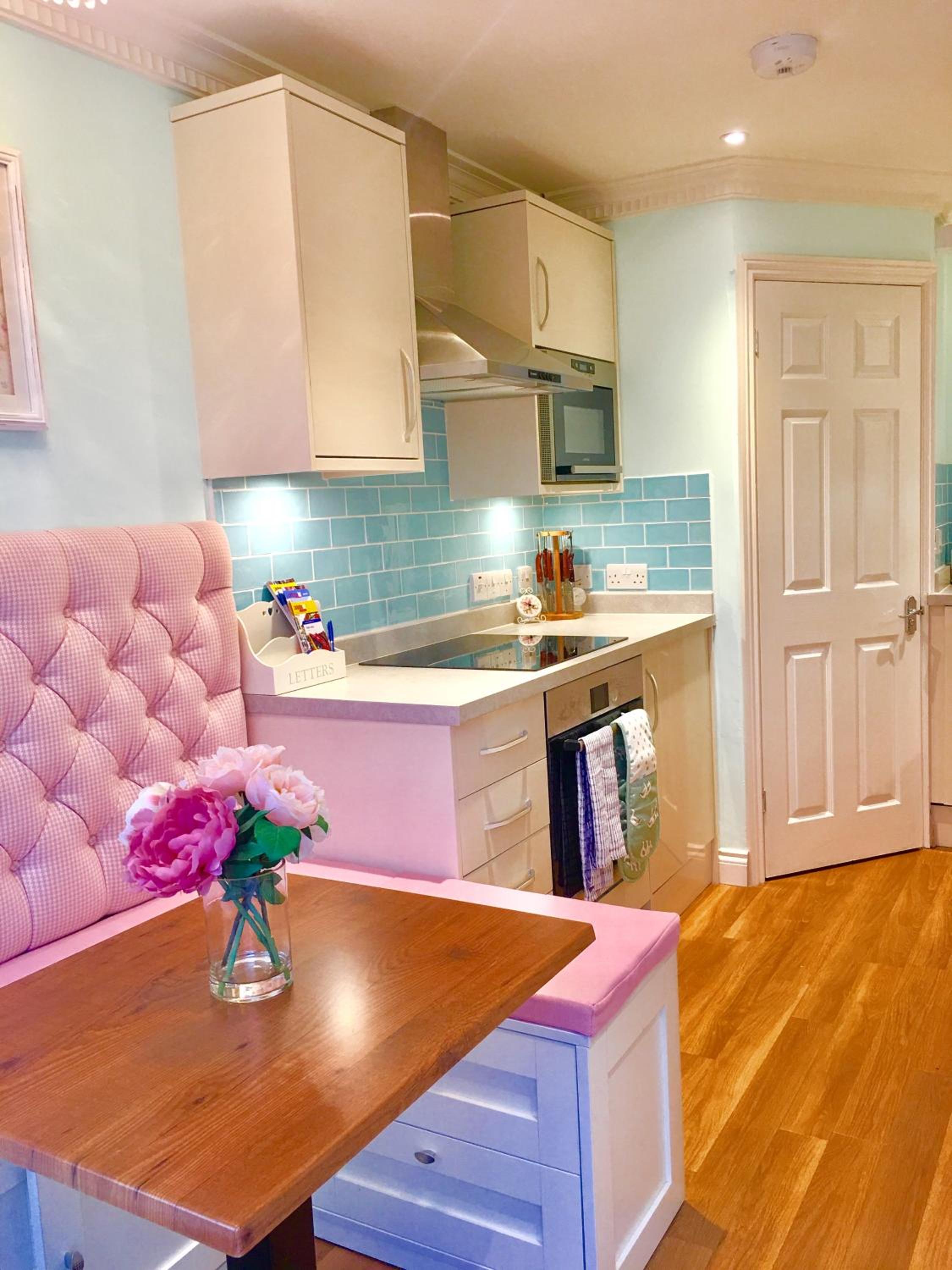 One-Bedroom House - Photo 26