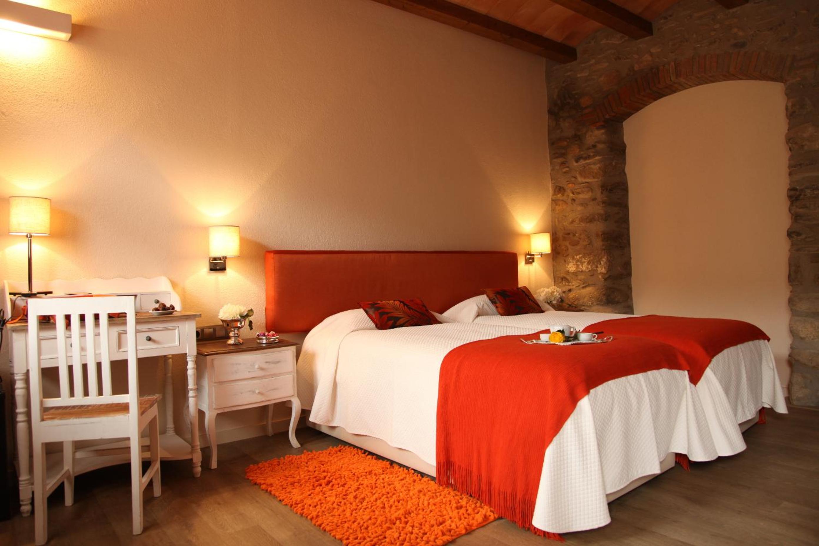 Habitación Doble Estándar o con Dos Camas Individuales.