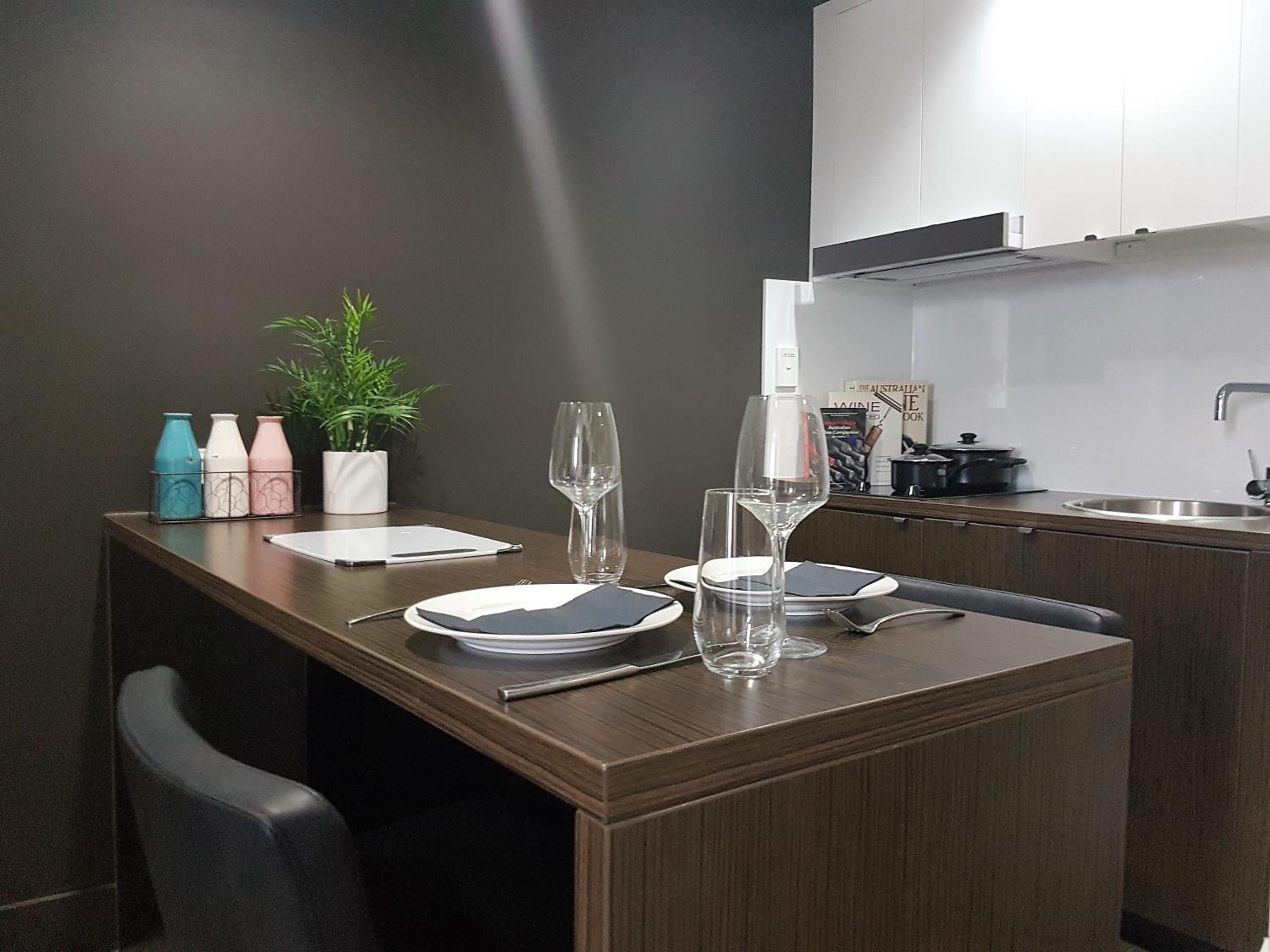 One-Bedroom Apartment - Photo 3
